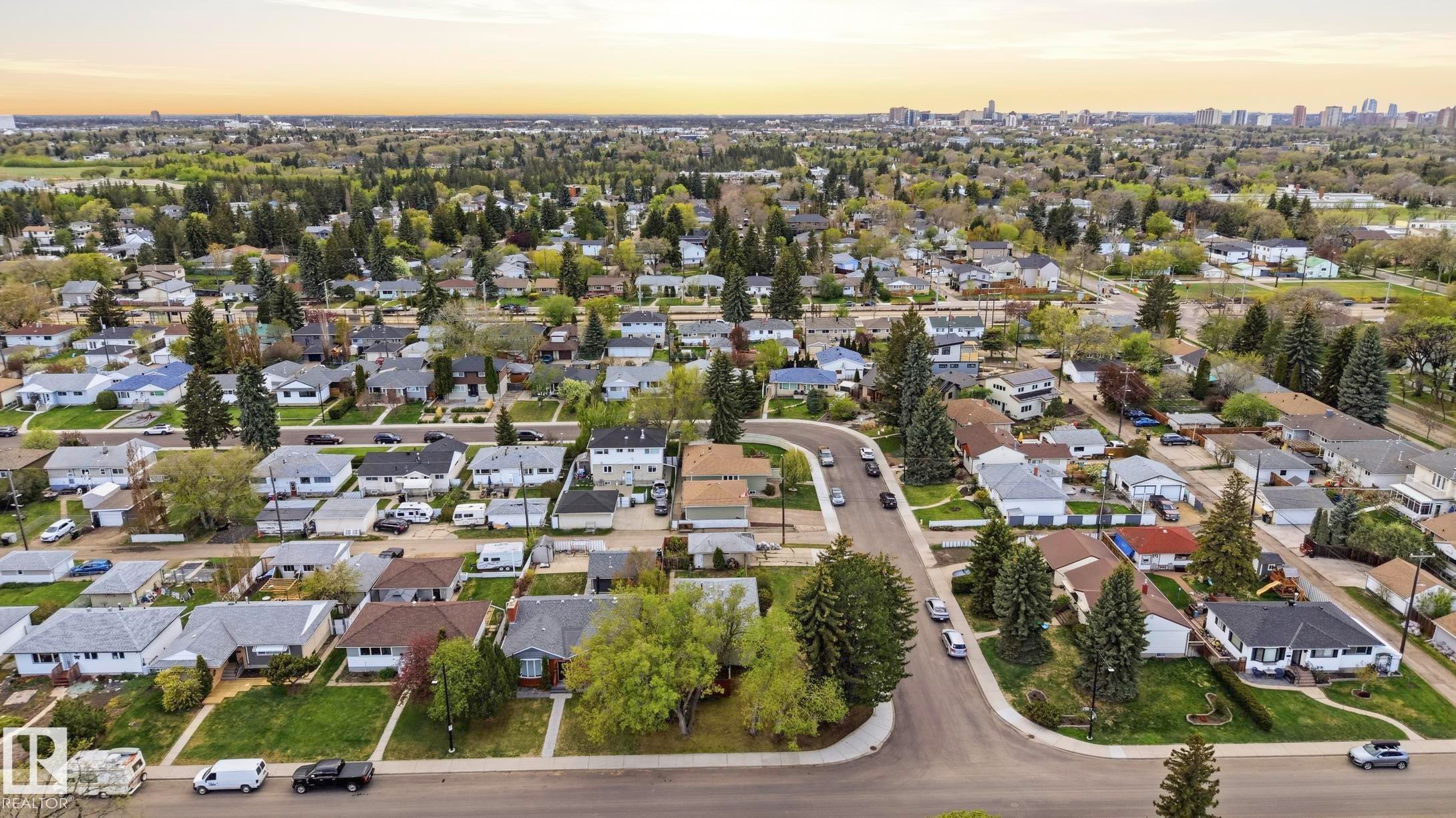 8103 75 Avenue, Edmonton, AB