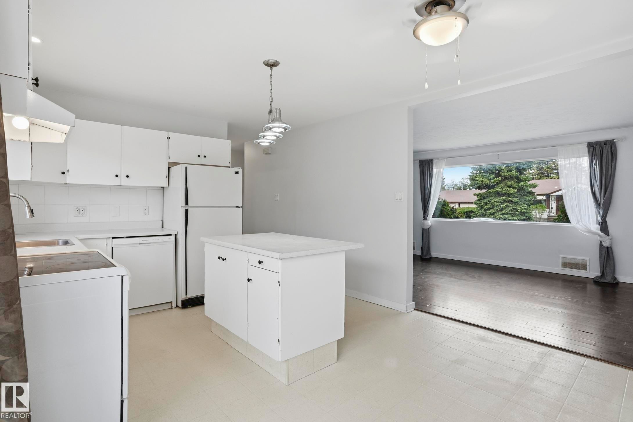 8103 75 Avenue, Edmonton, AB