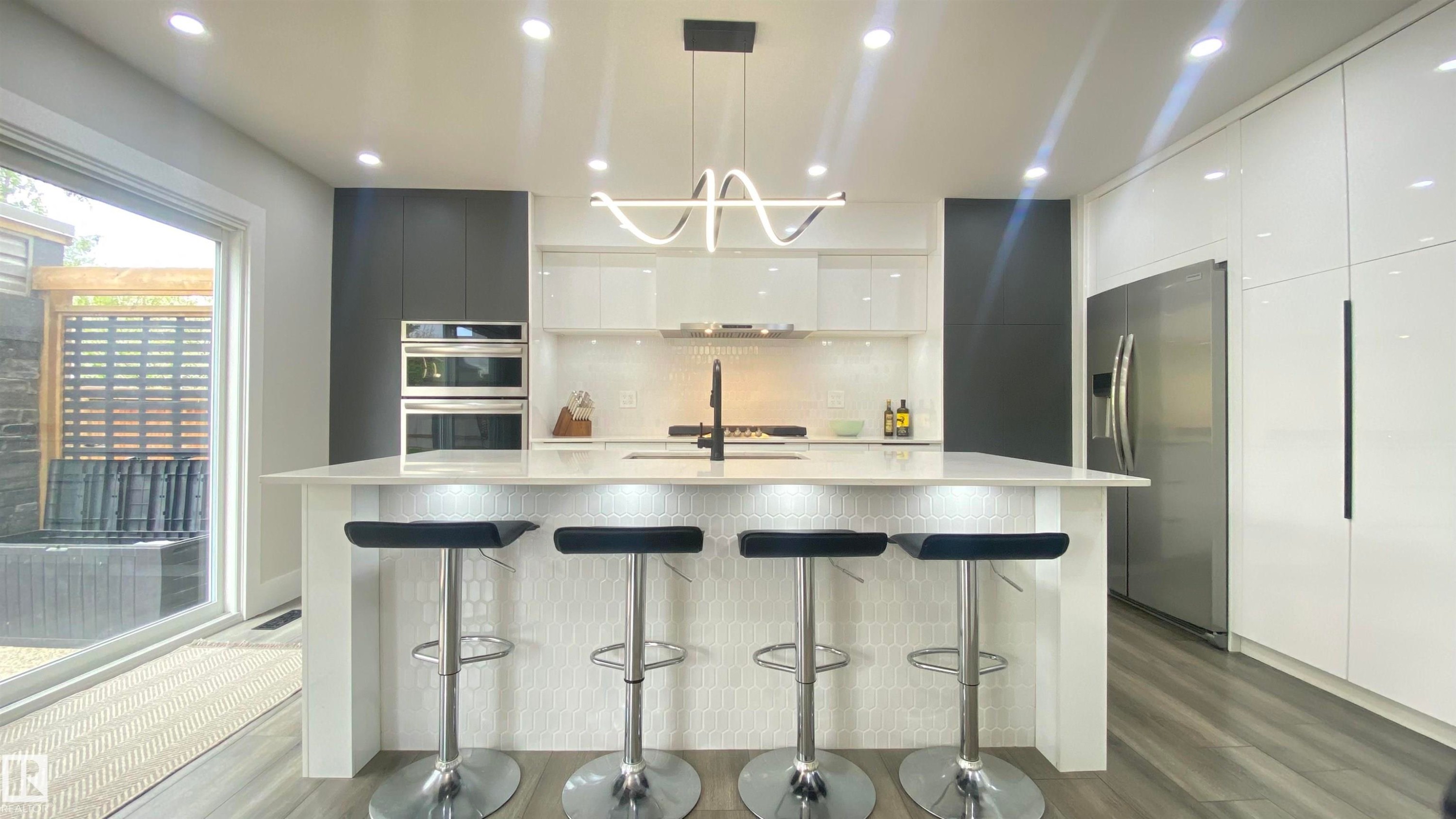 7604 181 Street, Edmonton, AB - Indoor
