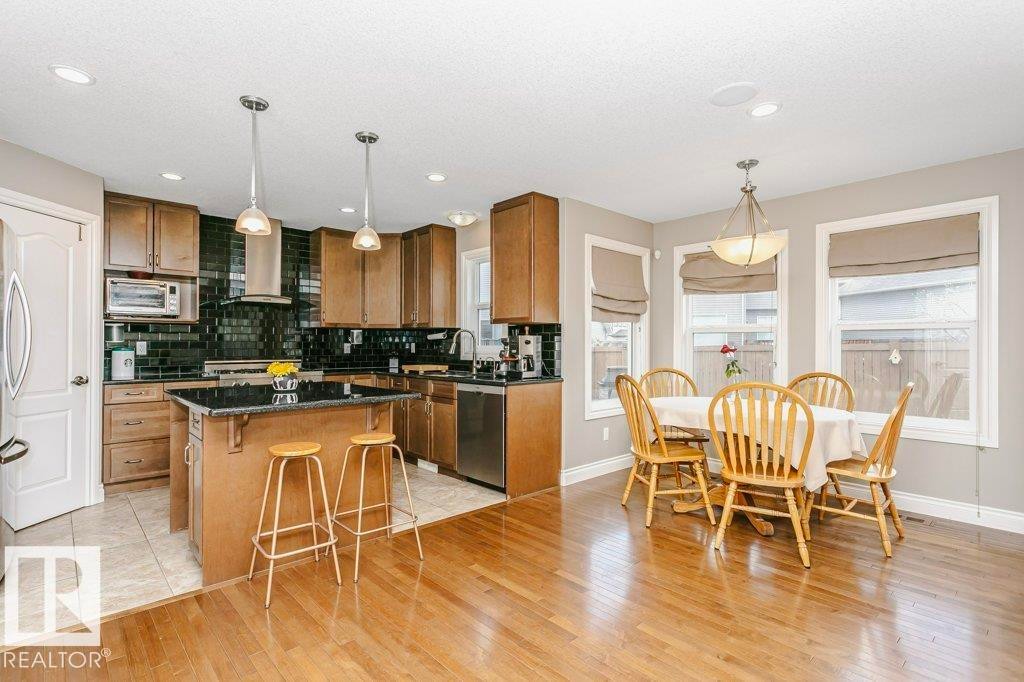 3339 21 Avenue, Edmonton, AB - Indoor