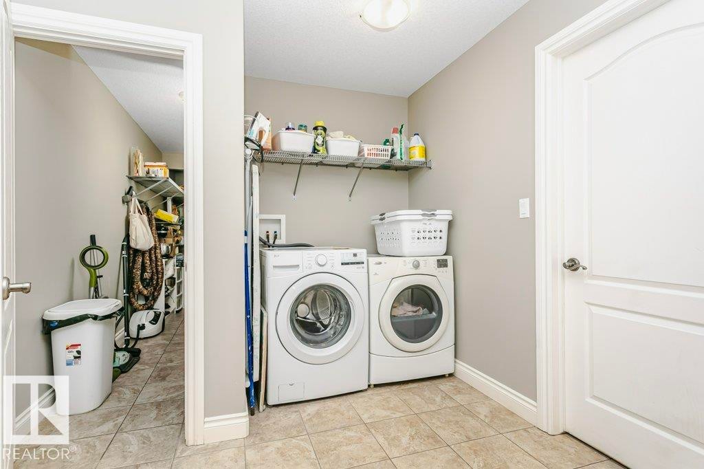 3339 21 Avenue, Edmonton, AB - Indoor Photo Showing Laundry Room