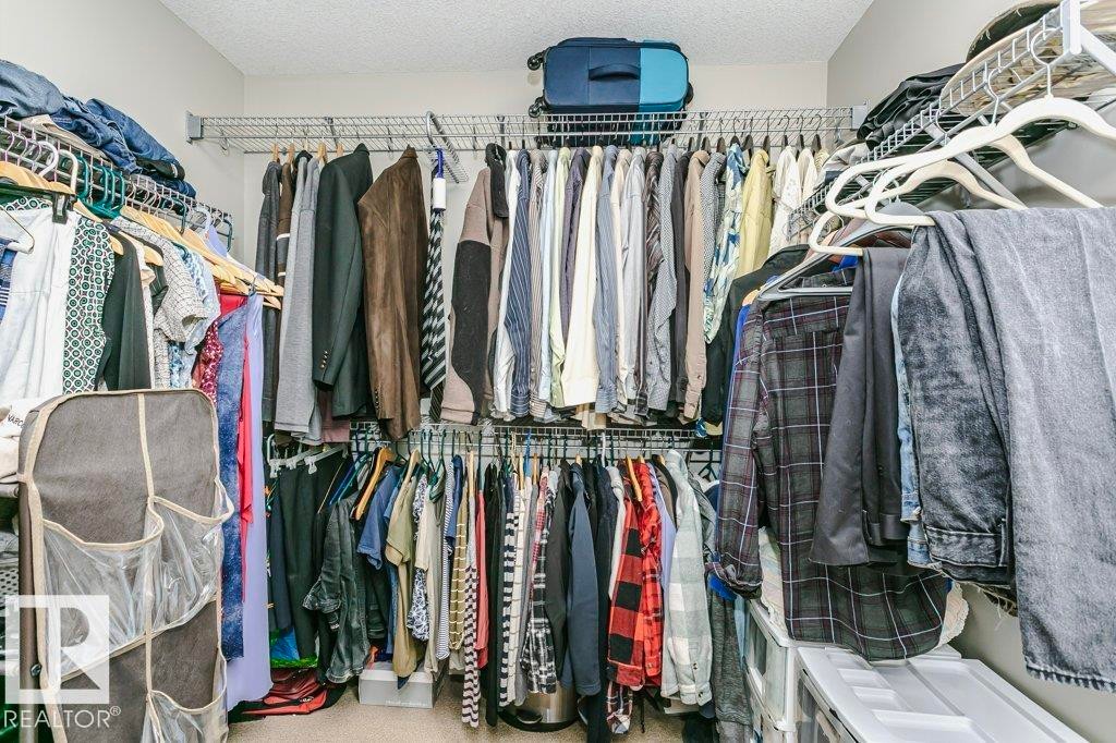 3339 21 Avenue, Edmonton, AB - Indoor With Storage