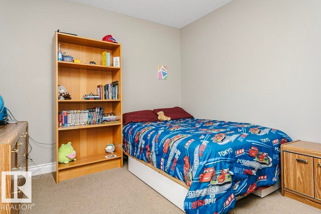 3339 21 Avenue, Edmonton, AB - Indoor Photo Showing Bedroom