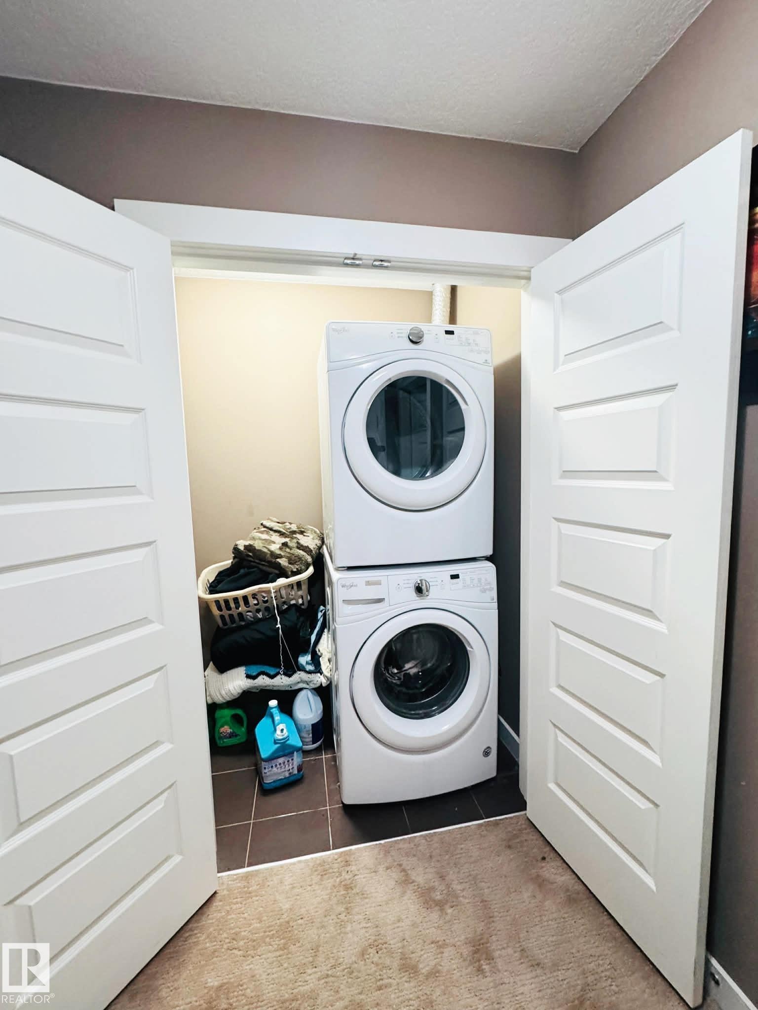 311 401 Southfork Drive, Leduc, AB - Indoor Photo Showing Laundry Room