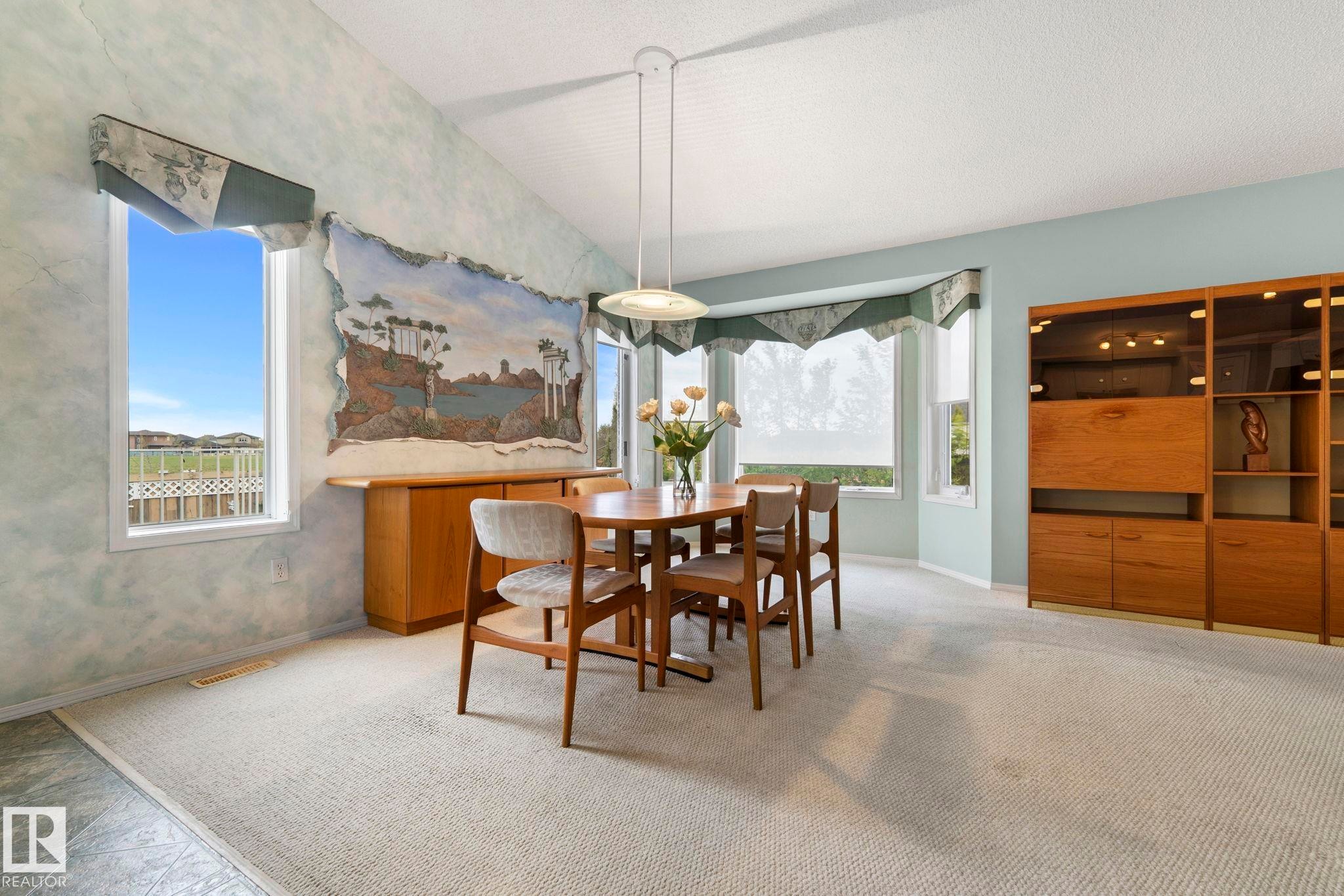 9315 162 Avenue Nw, Edmonton, AB - Indoor