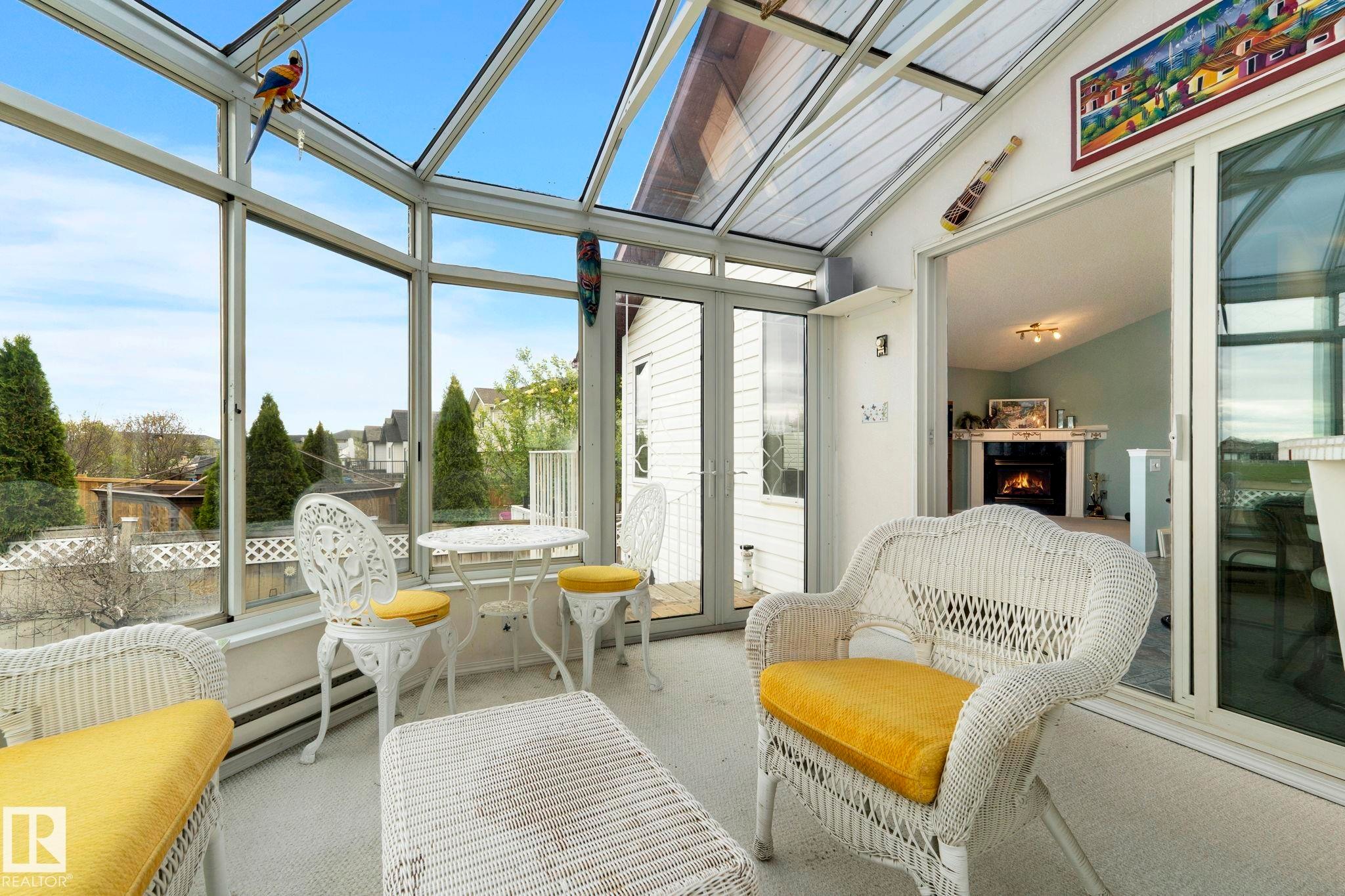 9315 162 Avenue Nw, Edmonton, AB - With Deck Patio Veranda With Exterior