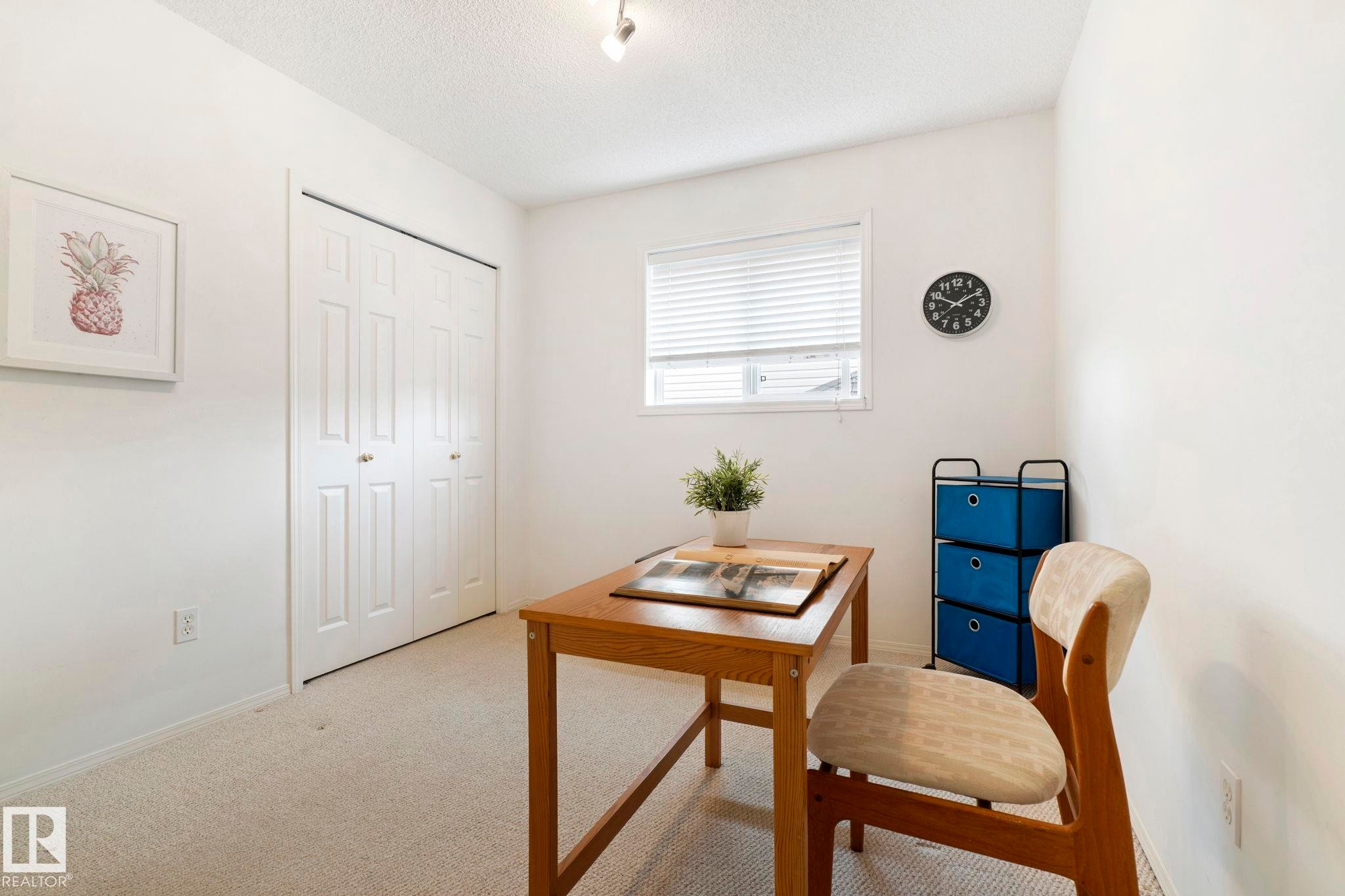9315 162 Avenue Nw, Edmonton, AB - Indoor