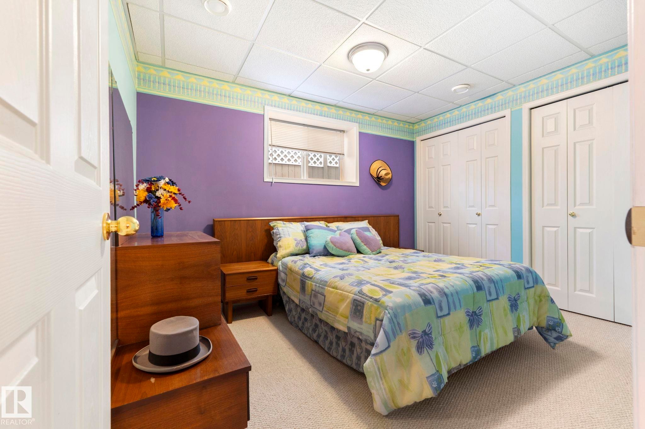 9315 162 Avenue Nw, Edmonton, AB - Indoor Photo Showing Bedroom