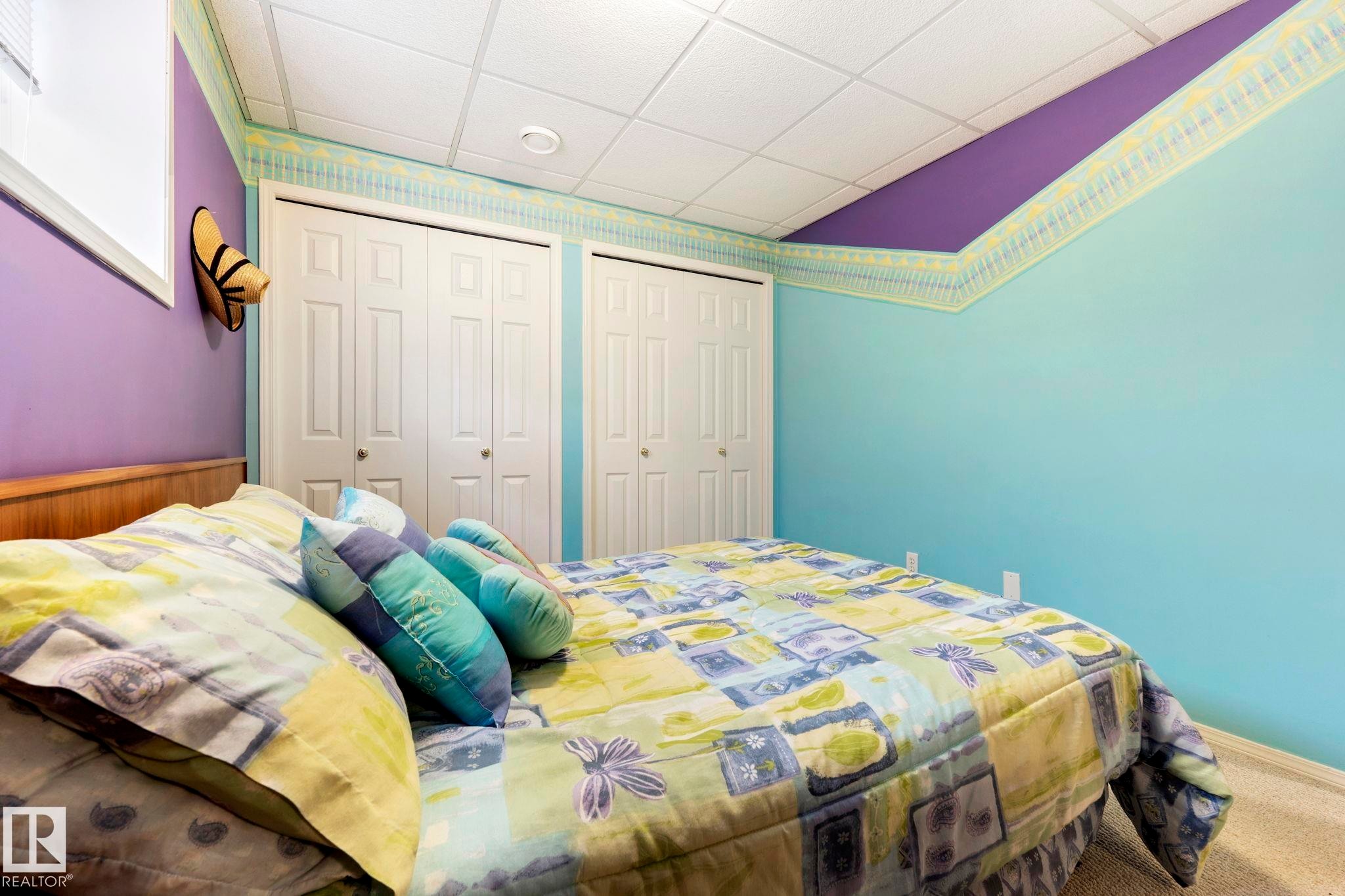 9315 162 Avenue Nw, Edmonton, AB - Indoor Photo Showing Bedroom