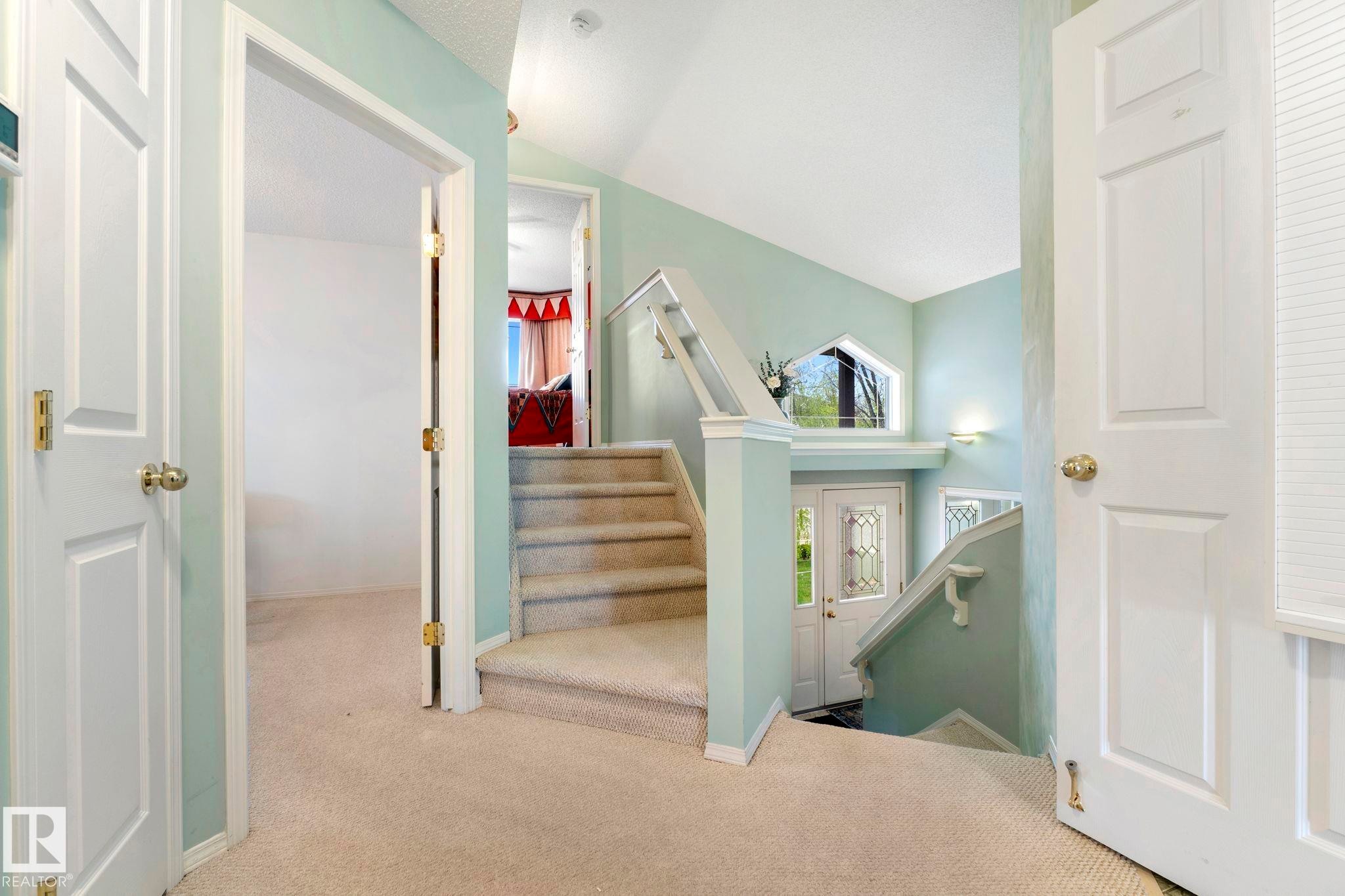 9315 162 Avenue Nw, Edmonton, AB - Indoor Photo Showing Other Room