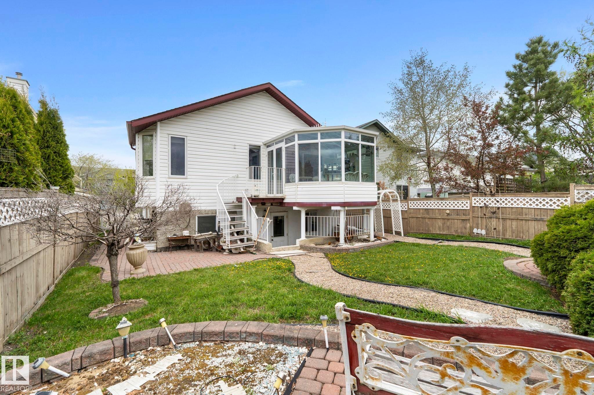 9315 162 Avenue Nw, Edmonton, AB - Outdoor