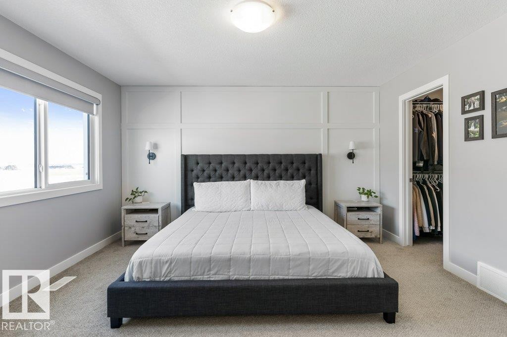 20008 18 Avenue, Edmonton, AB - Indoor Photo Showing Bedroom