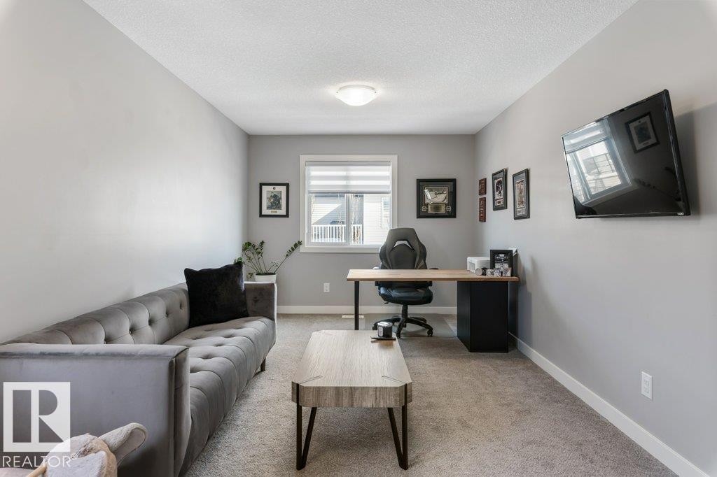 20008 18 Avenue, Edmonton, AB - Indoor