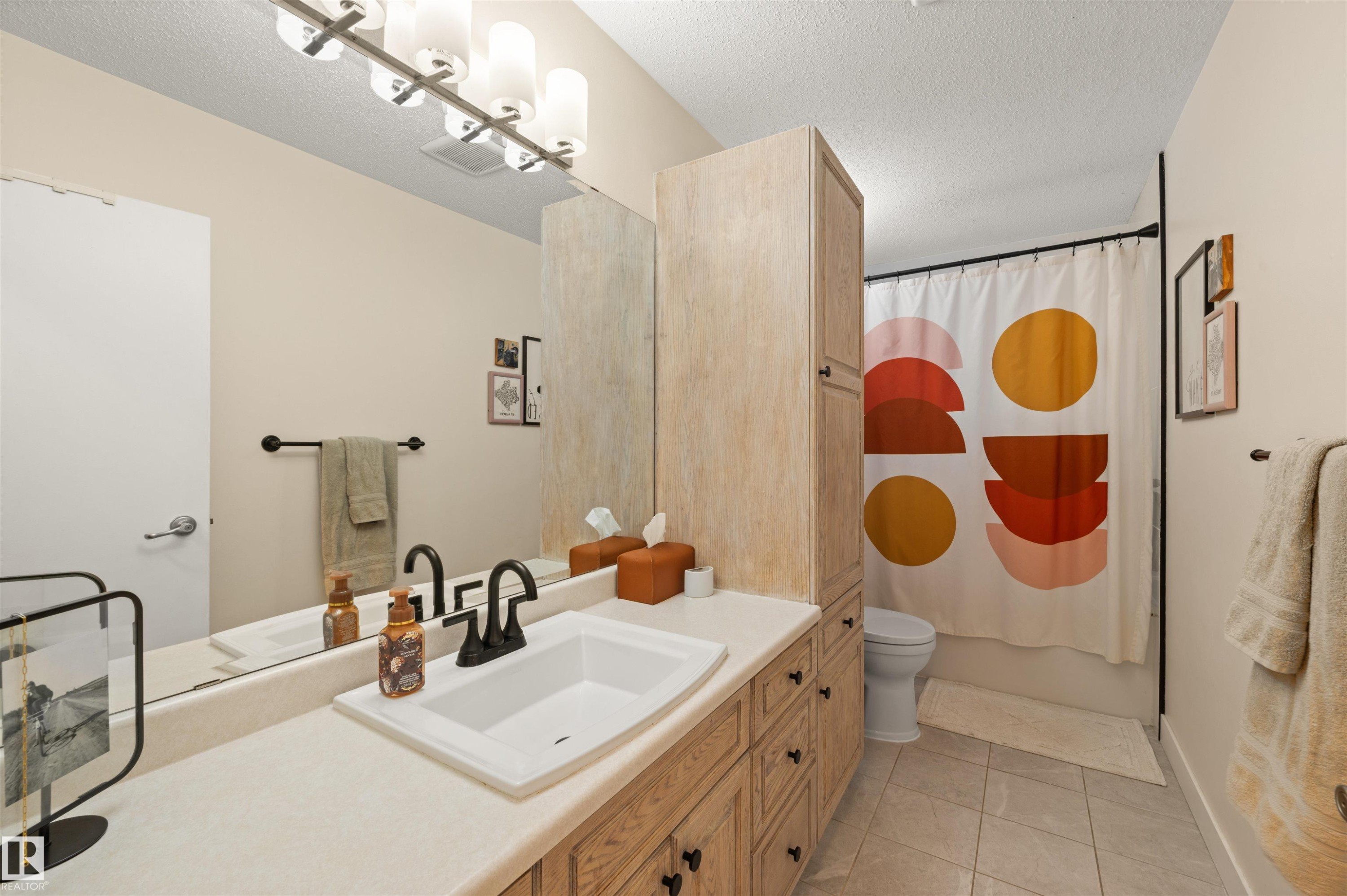3 Sorrel Crescent, St. Albert, AB - Indoor Photo Showing Bathroom