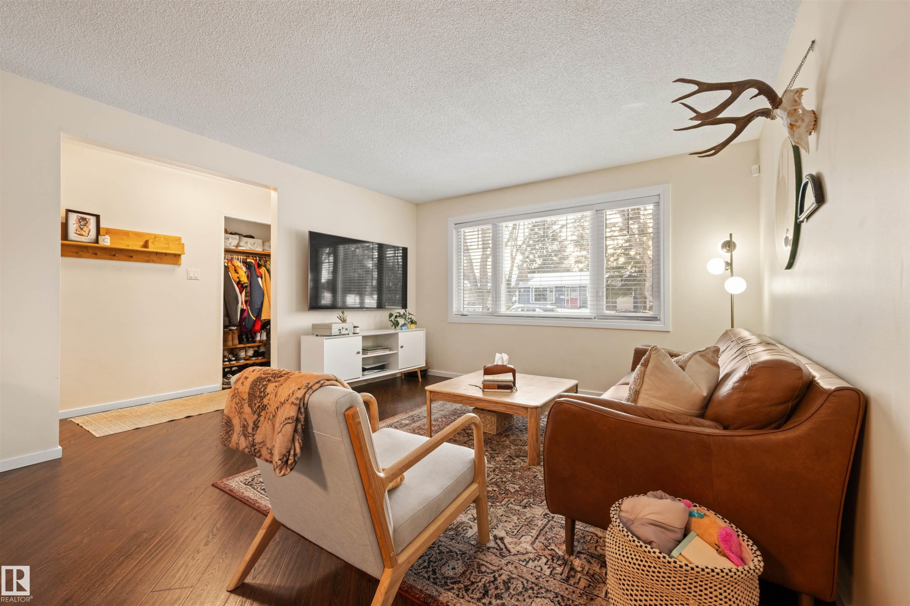 3 Sorrel Crescent, St. Albert, AB - Indoor Photo Showing Living Room