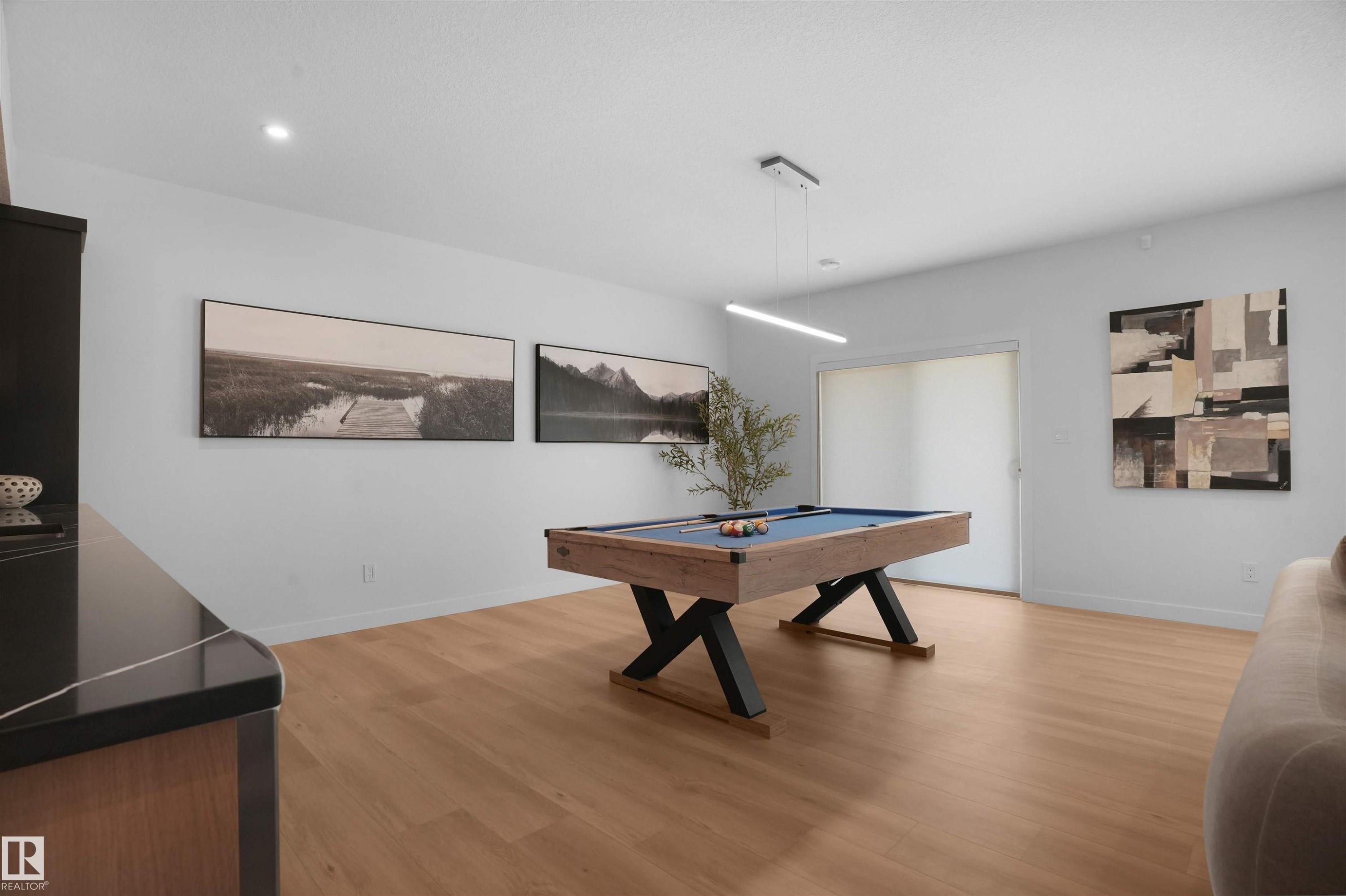 3319 Chickadee Drive, Edmonton, AB - Indoor Photo Showing Other Room