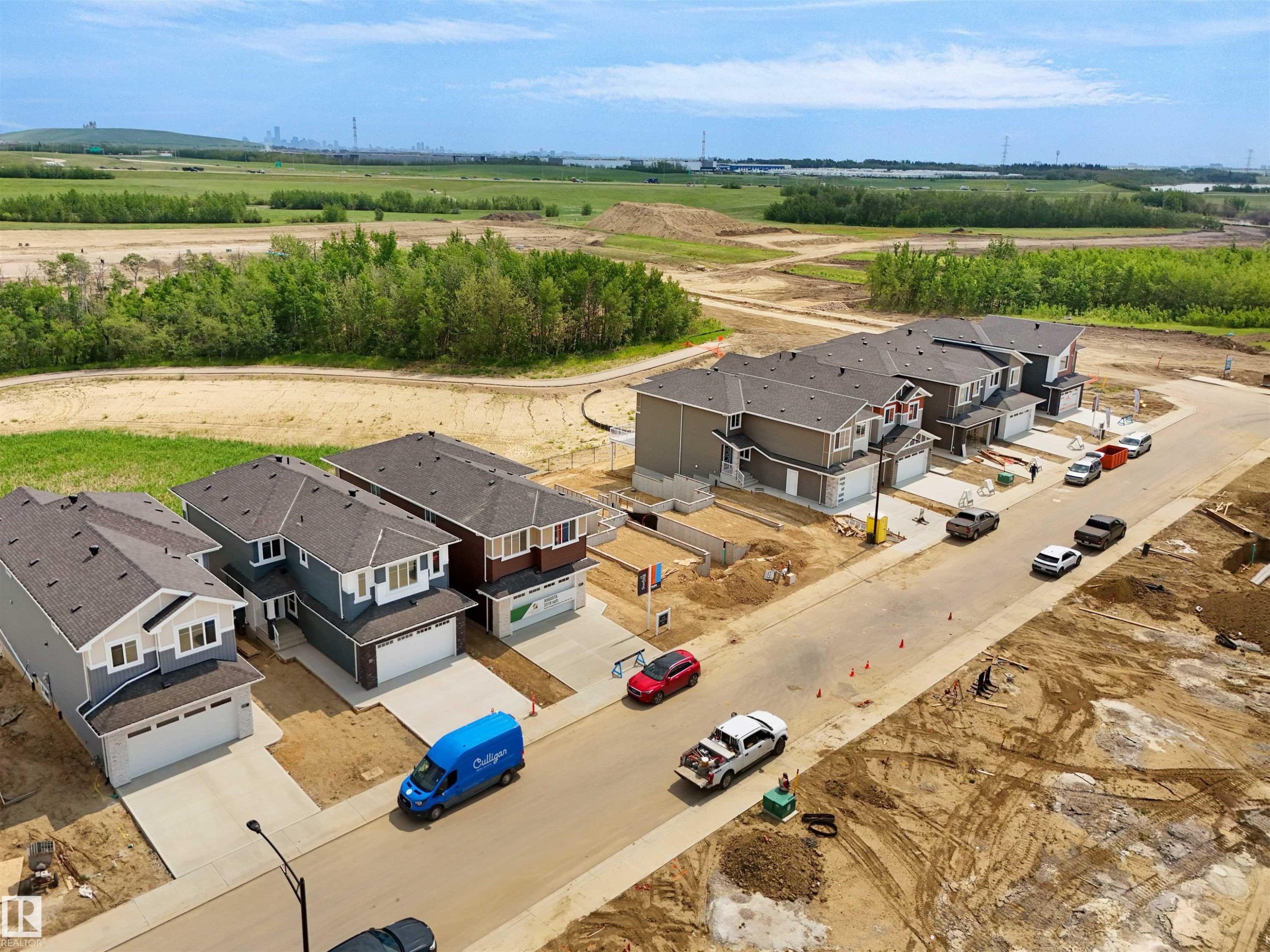 3319 Chickadee Drive, Edmonton, AB - Outdoor With View