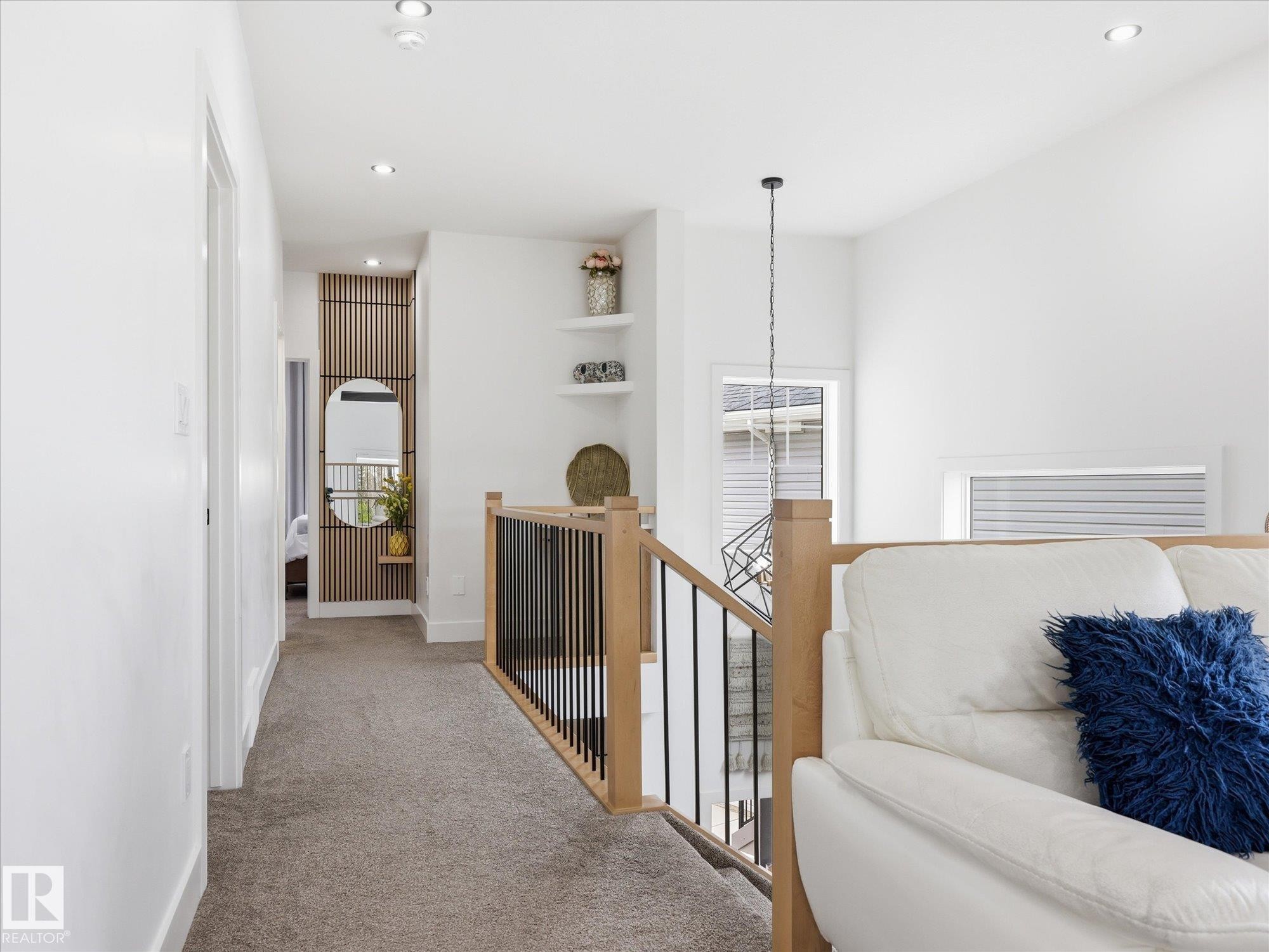 622 Astoria Way, Devon, AB - Indoor Photo Showing Other Room