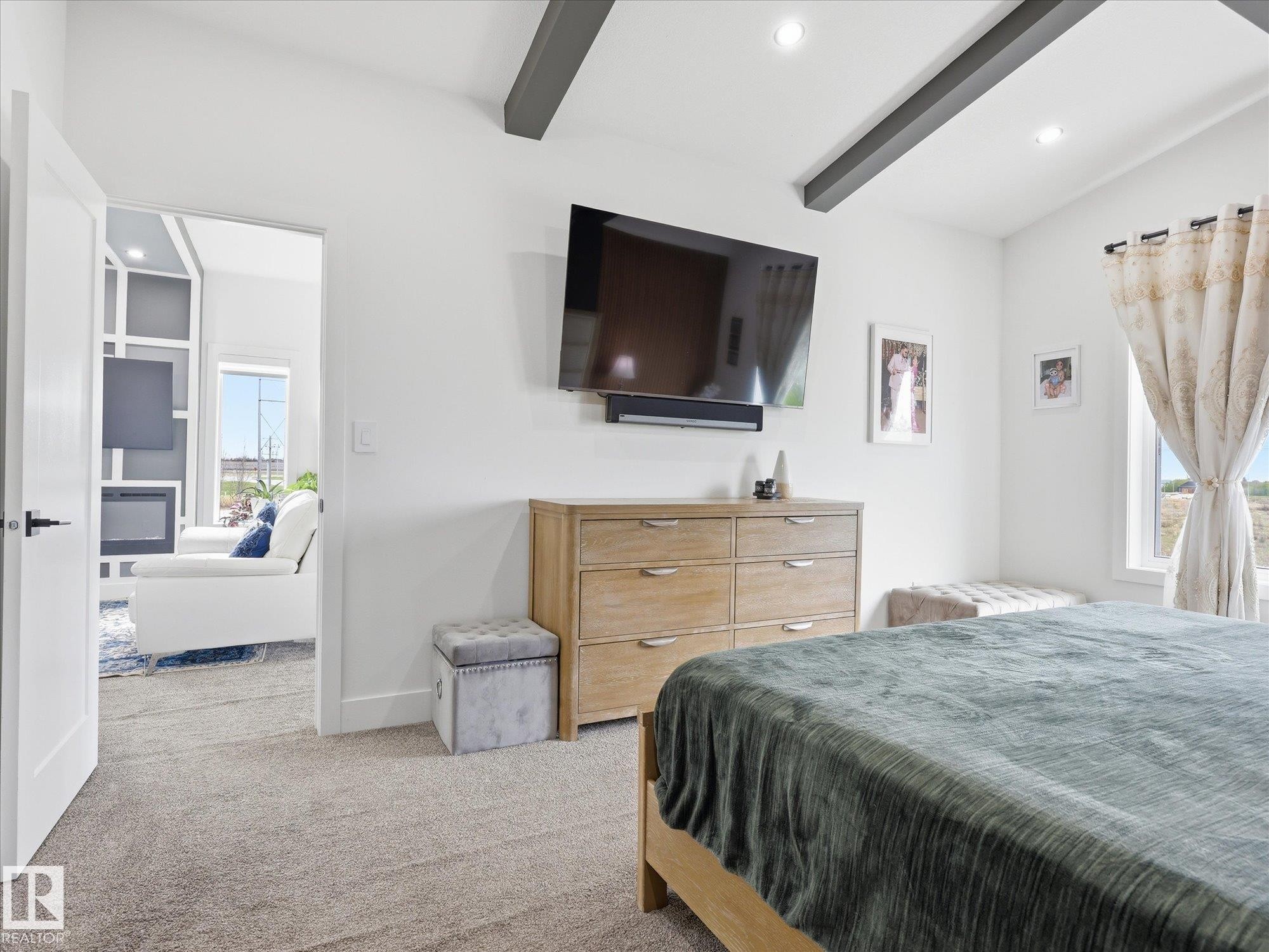 622 Astoria Way, Devon, AB - Indoor Photo Showing Bedroom