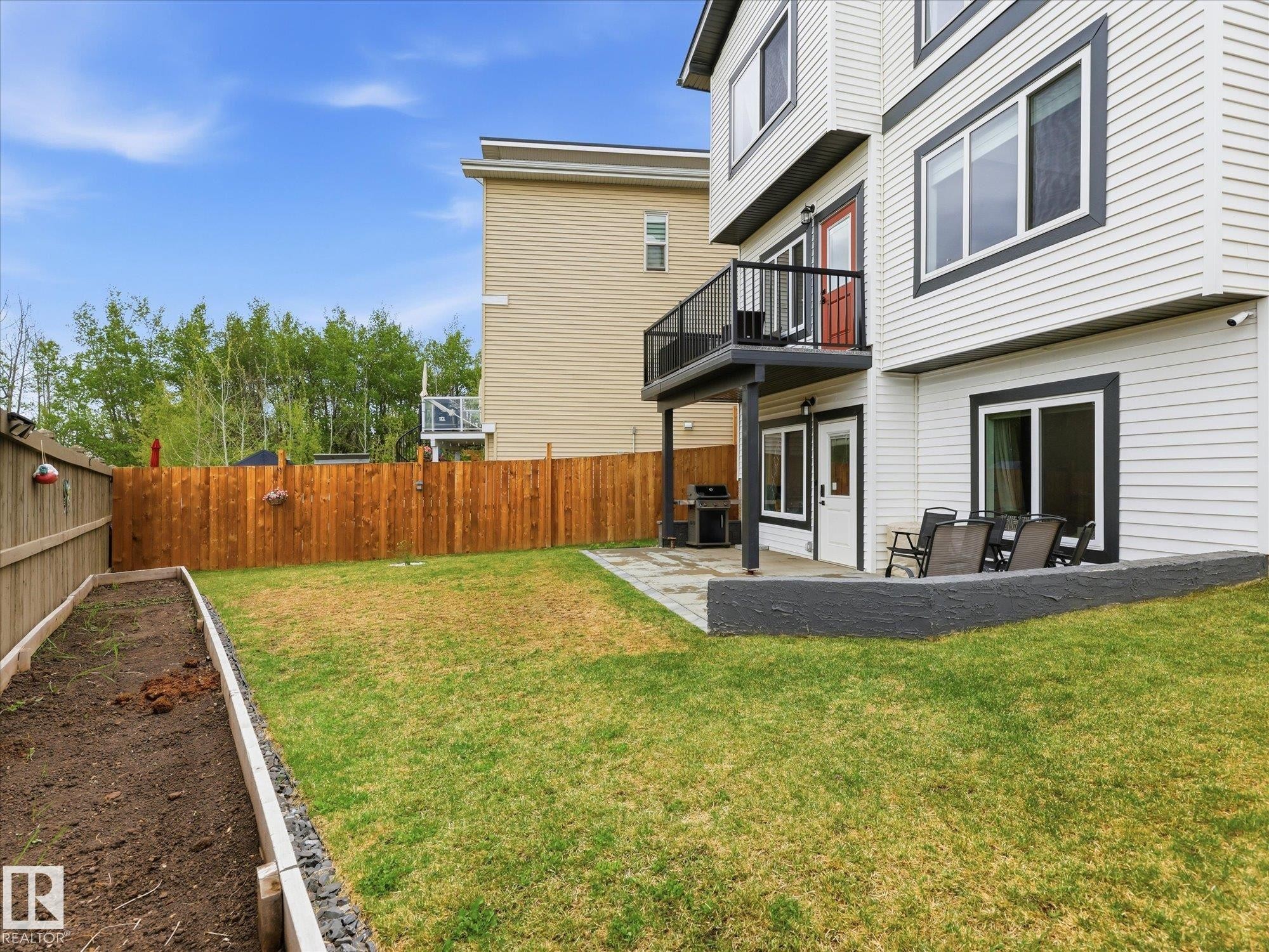 622 Astoria Way, Devon, AB - Outdoor