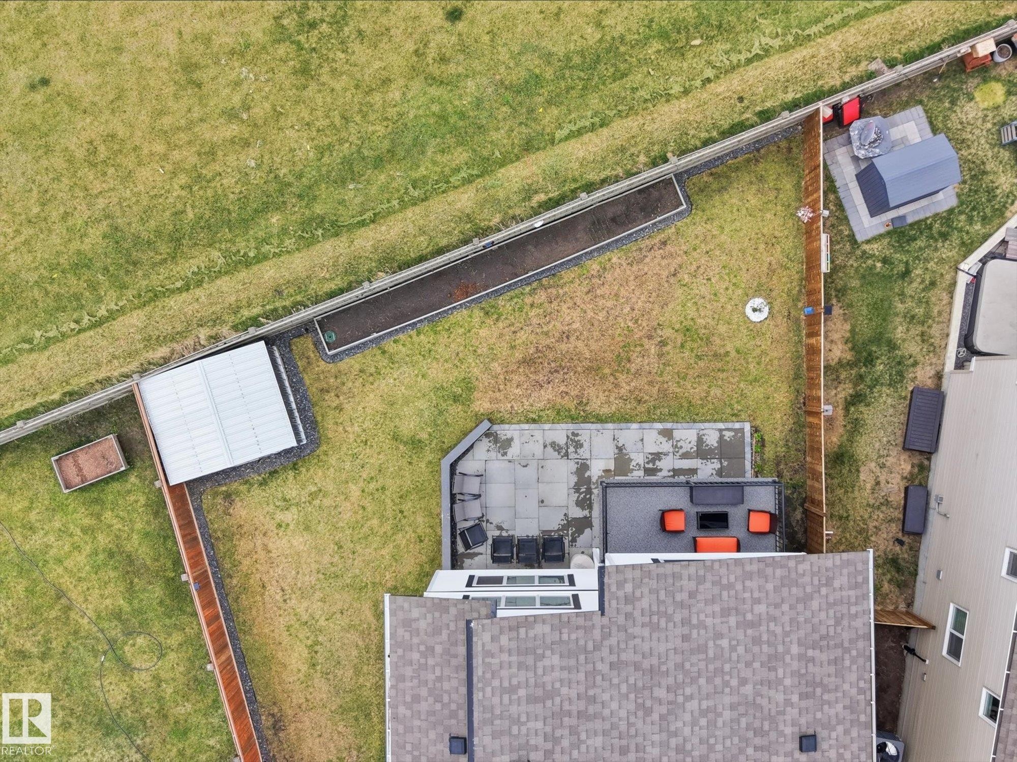 622 Astoria Way, Devon, AB - Outdoor
