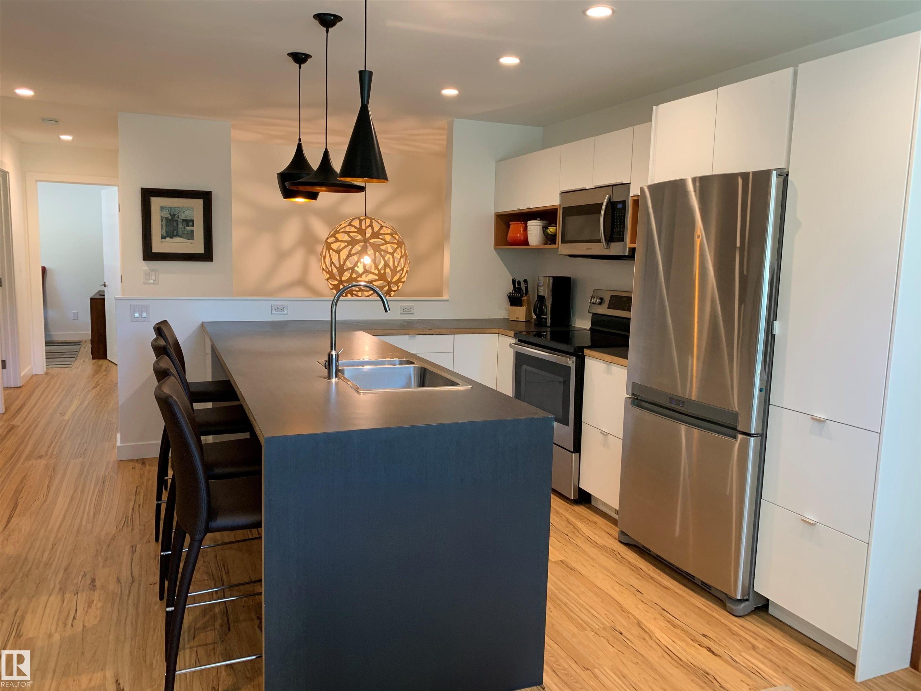 10958 80 Avenue, Edmonton, AB