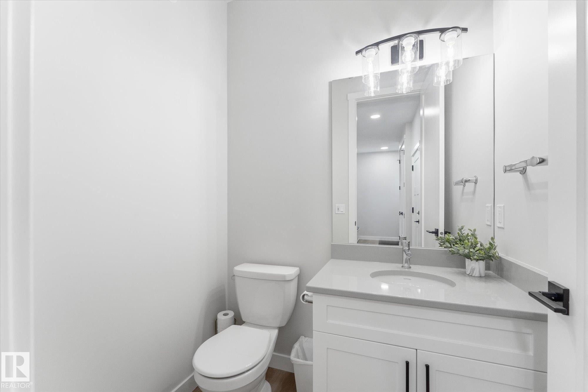 18 Grayson Green, Stony Plain, AB - Indoor Photo Showing Bathroom