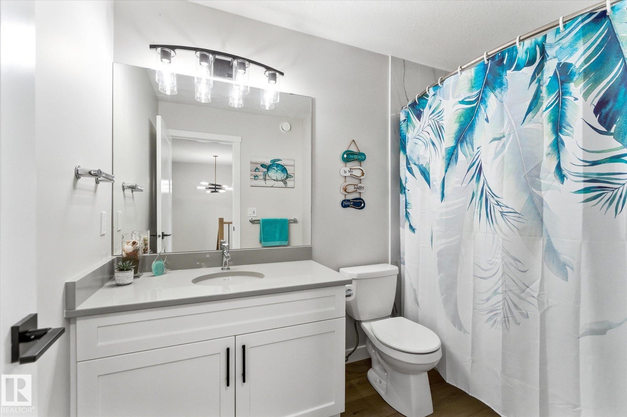 18 Grayson Green, Stony Plain, AB - Indoor Photo Showing Bathroom