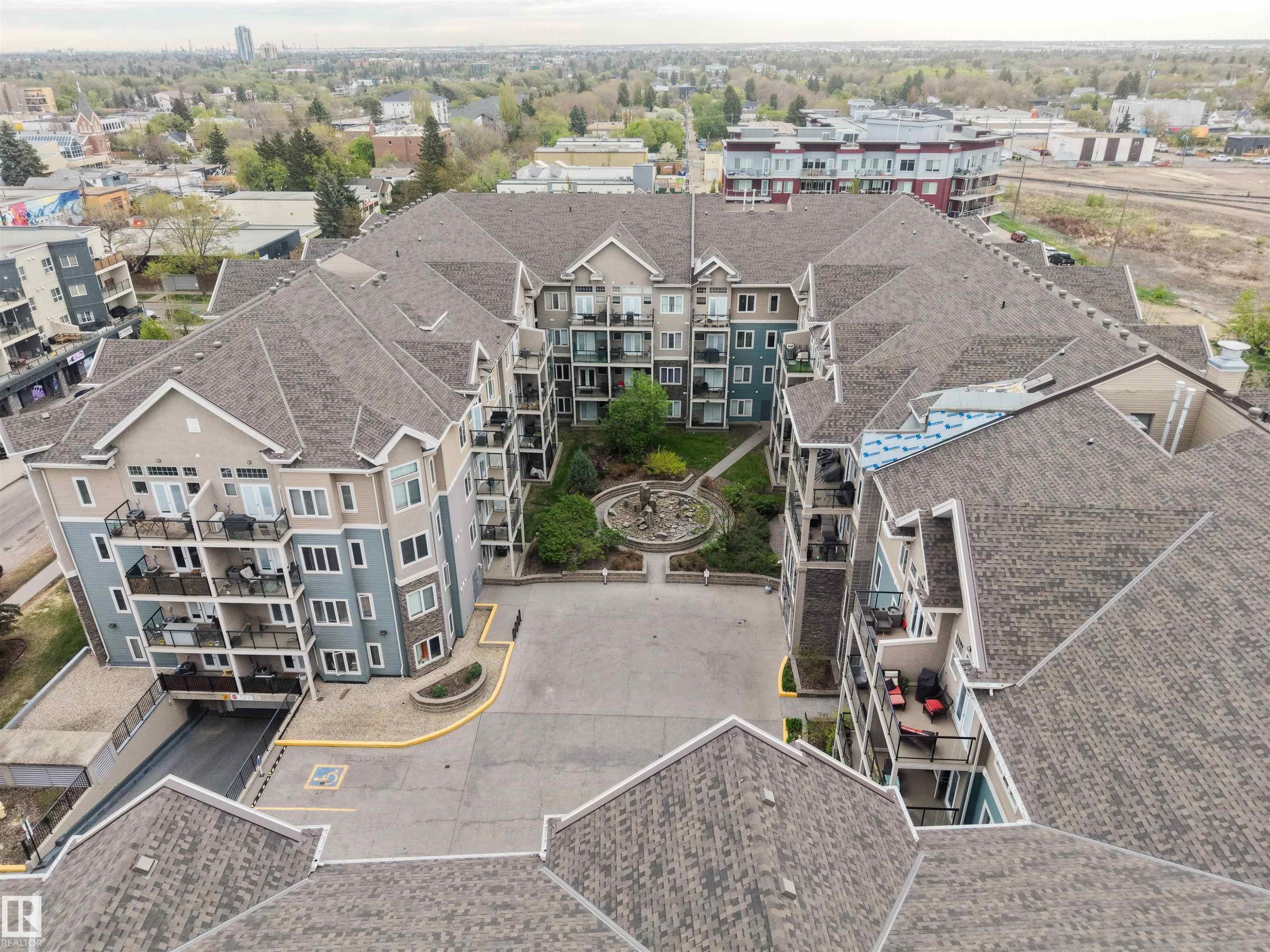 235 10121 80 Avenue, Edmonton, AB
