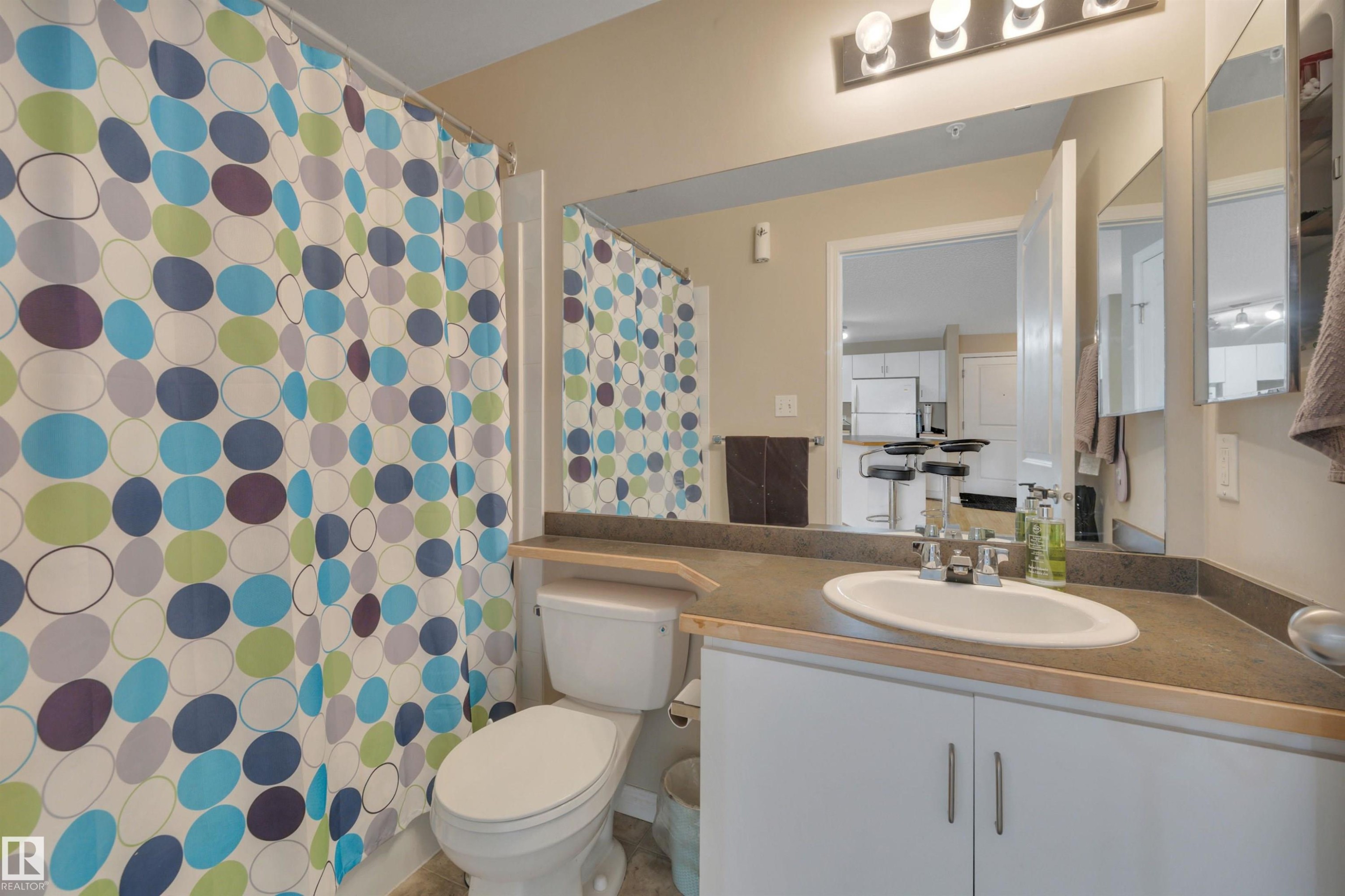 #326 11325 83 St Nw, Edmonton, AB - Indoor Photo Showing Bathroom
