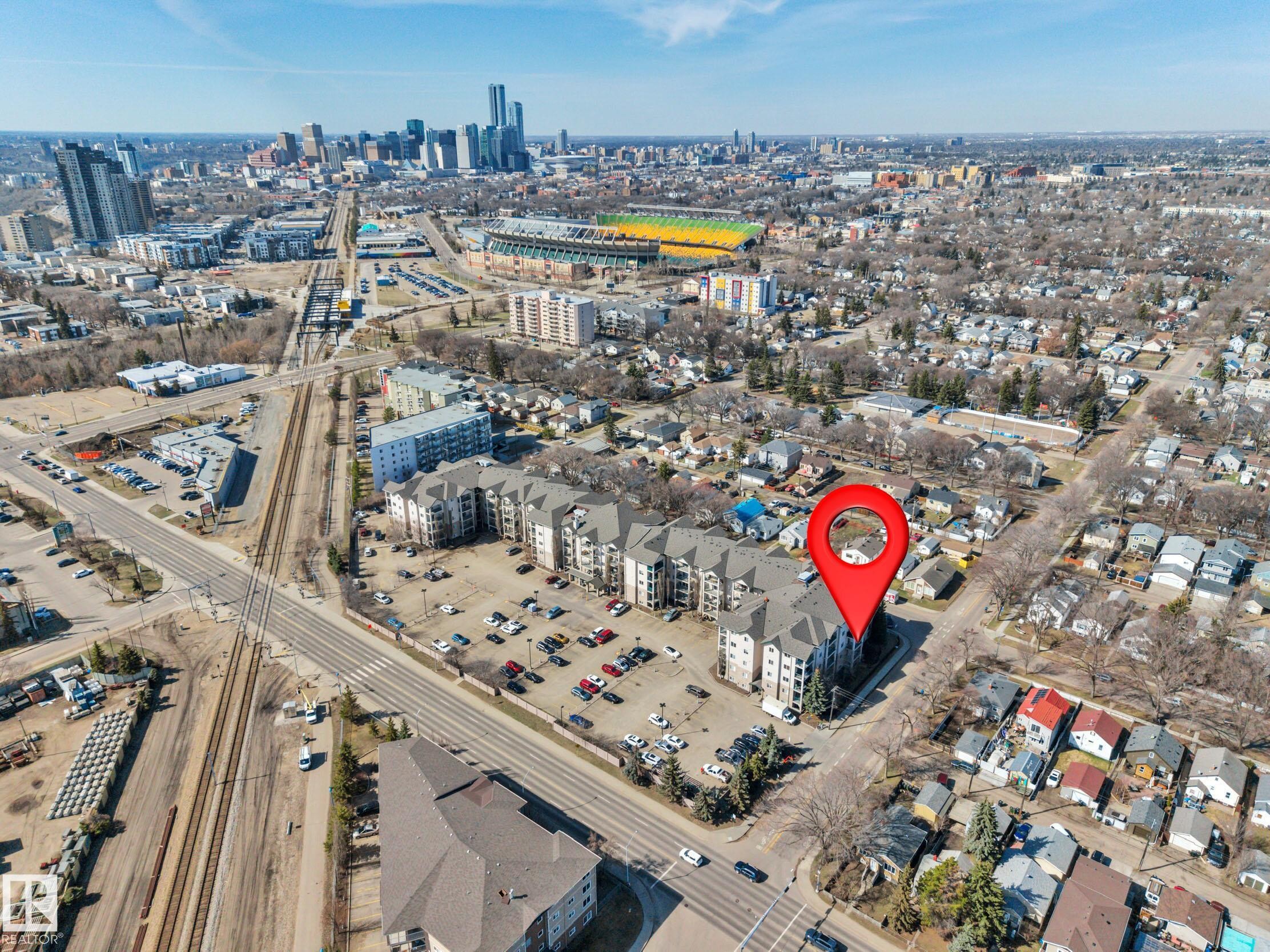 #326 11325 83 St Nw, Edmonton, AB - Outdoor With View