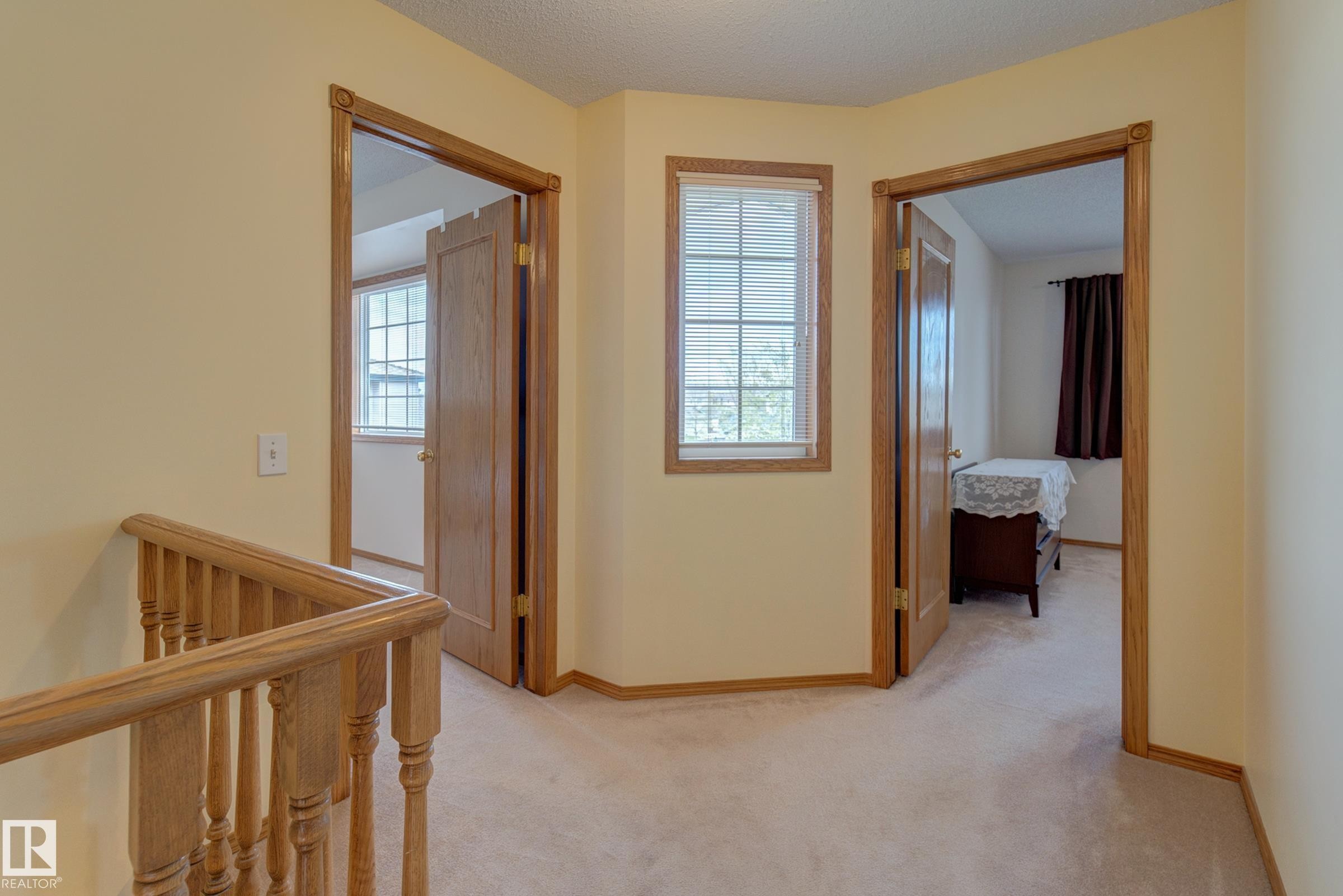 1003 Blackburn Close, Edmonton, AB - Indoor Photo Showing Other Room