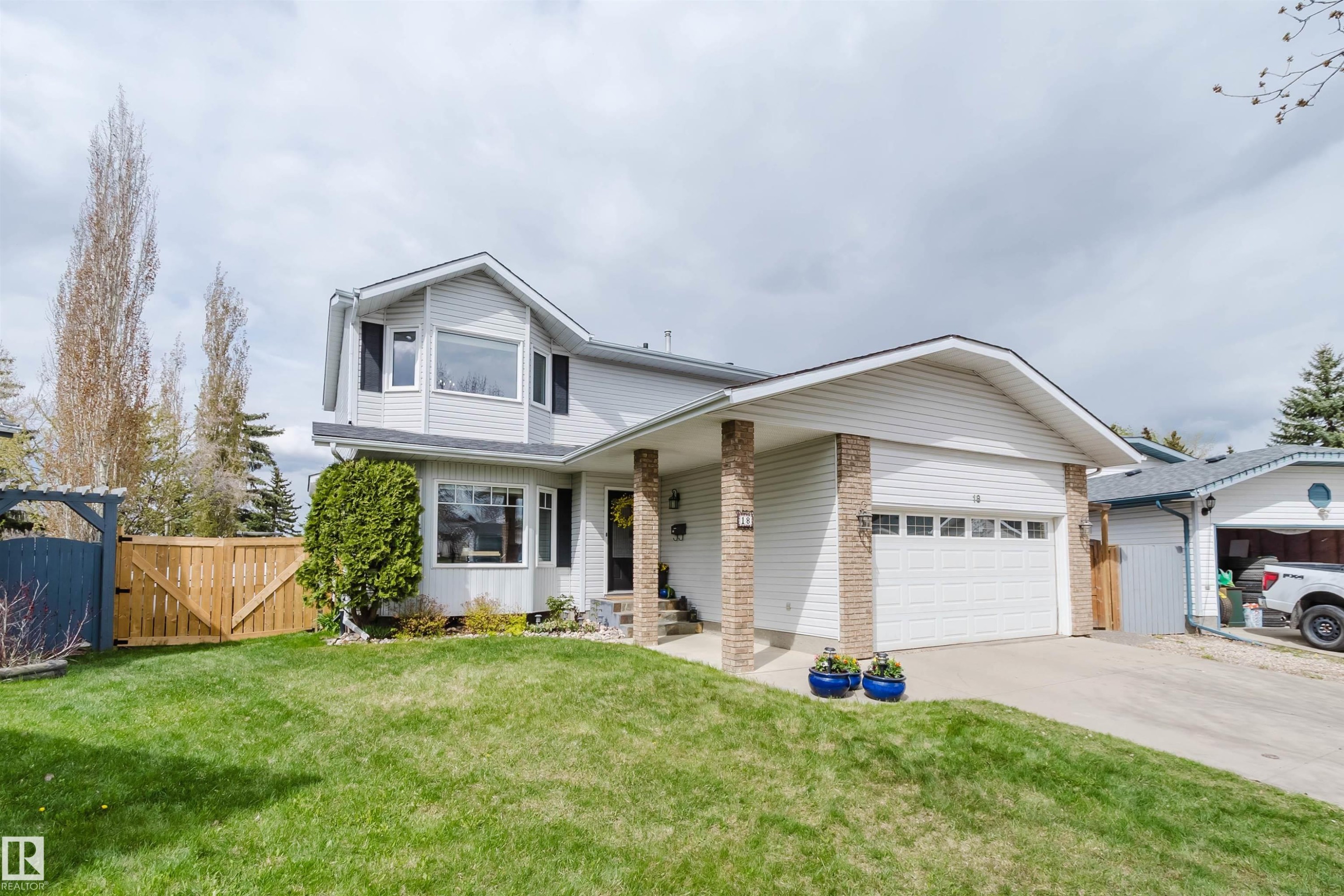 18 Hunter Crest, Sherwood Park, AB - Outdoor