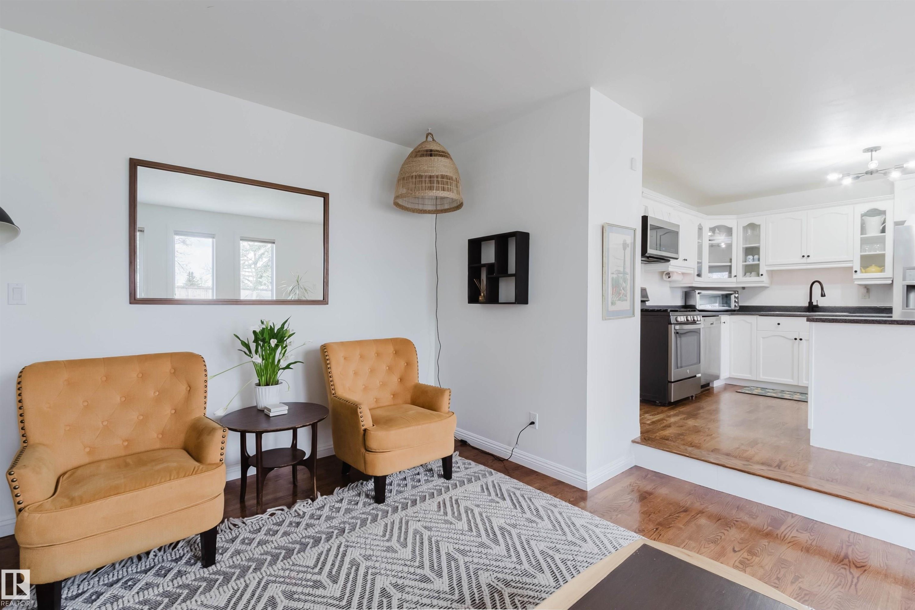 18 Hunter Crest, Sherwood Park, AB - Indoor