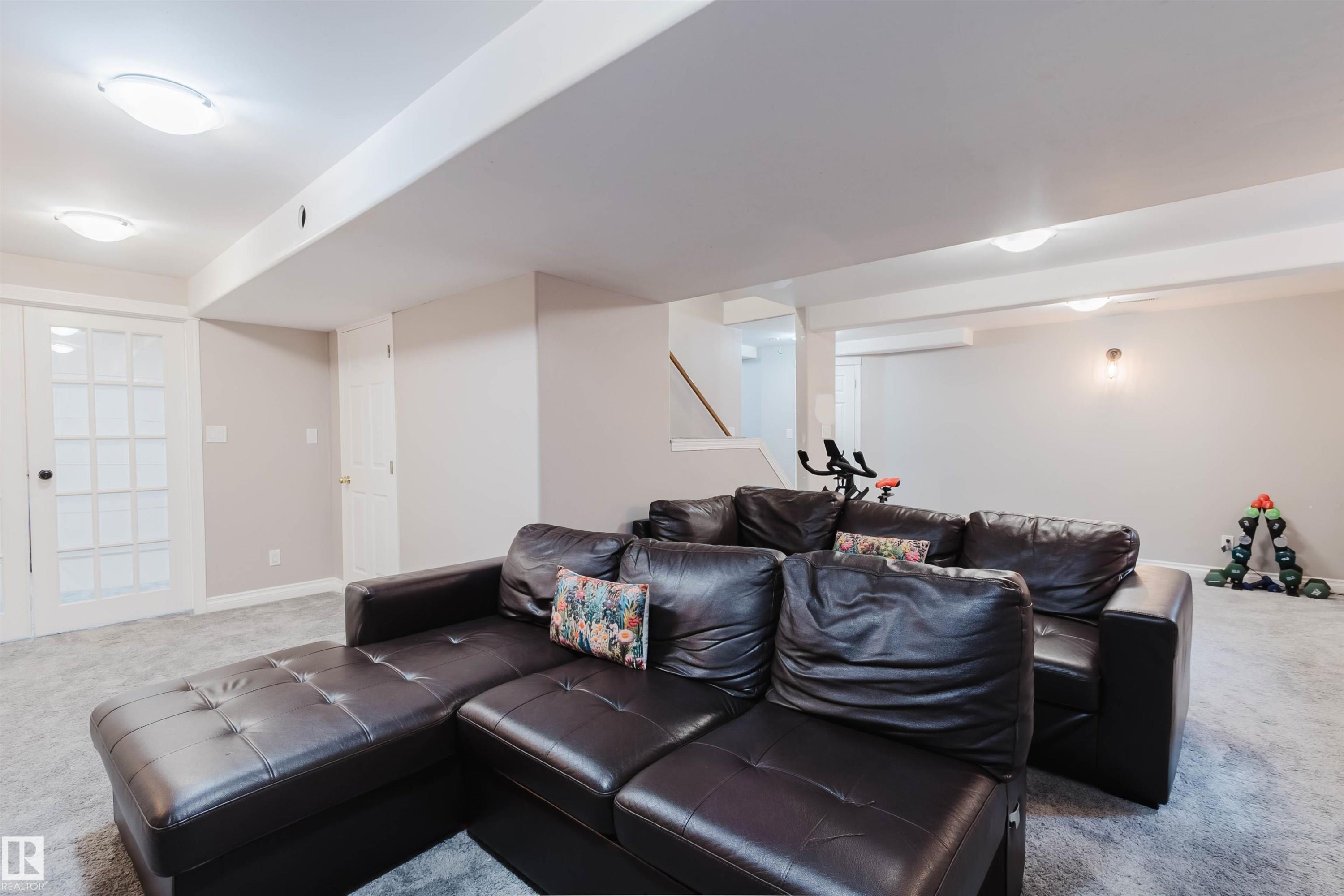 18 Hunter Crest, Sherwood Park, AB - Indoor