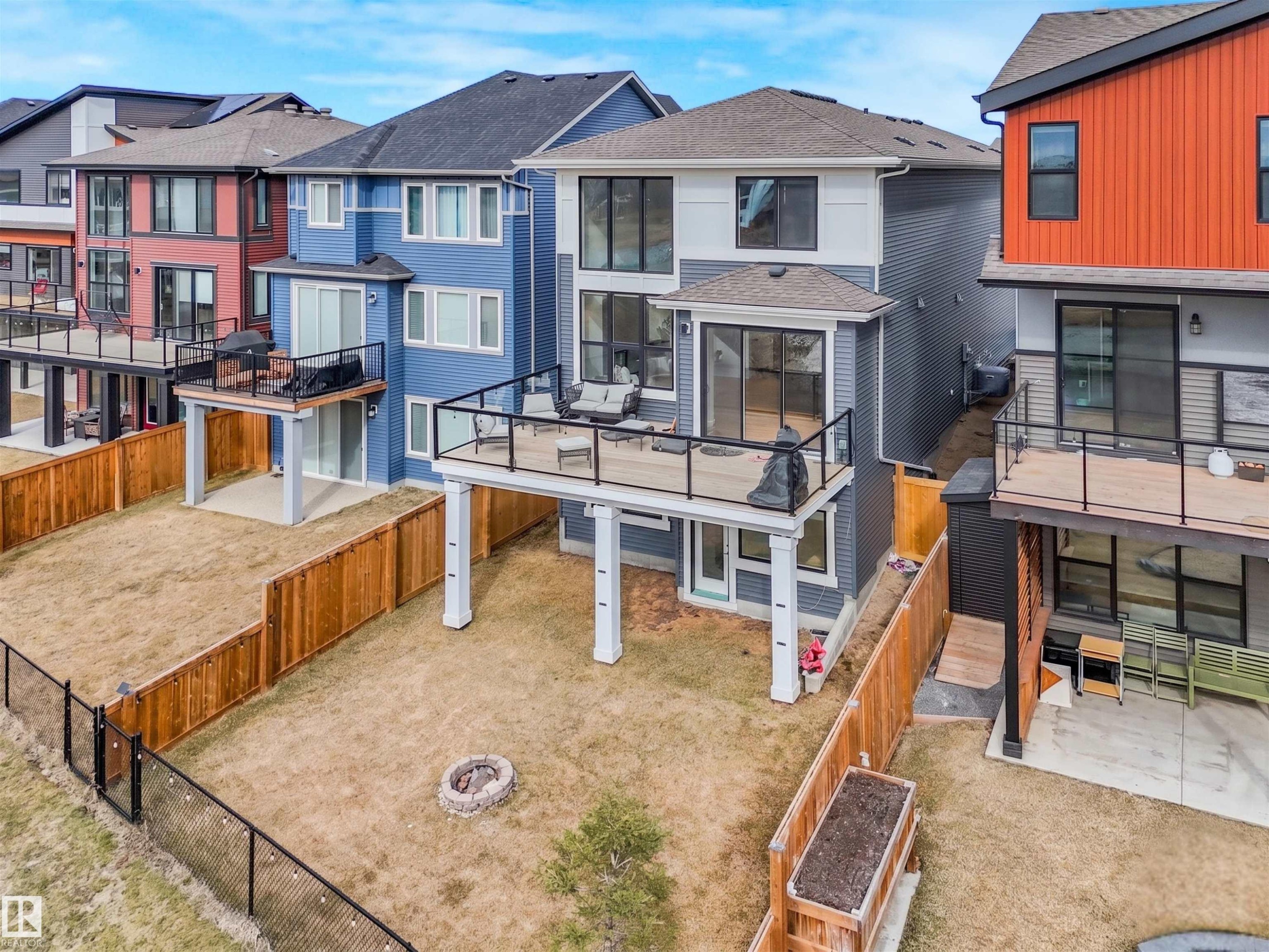 4324 Hawthorn Landing, Edmonton, AB - Outdoor With Exterior