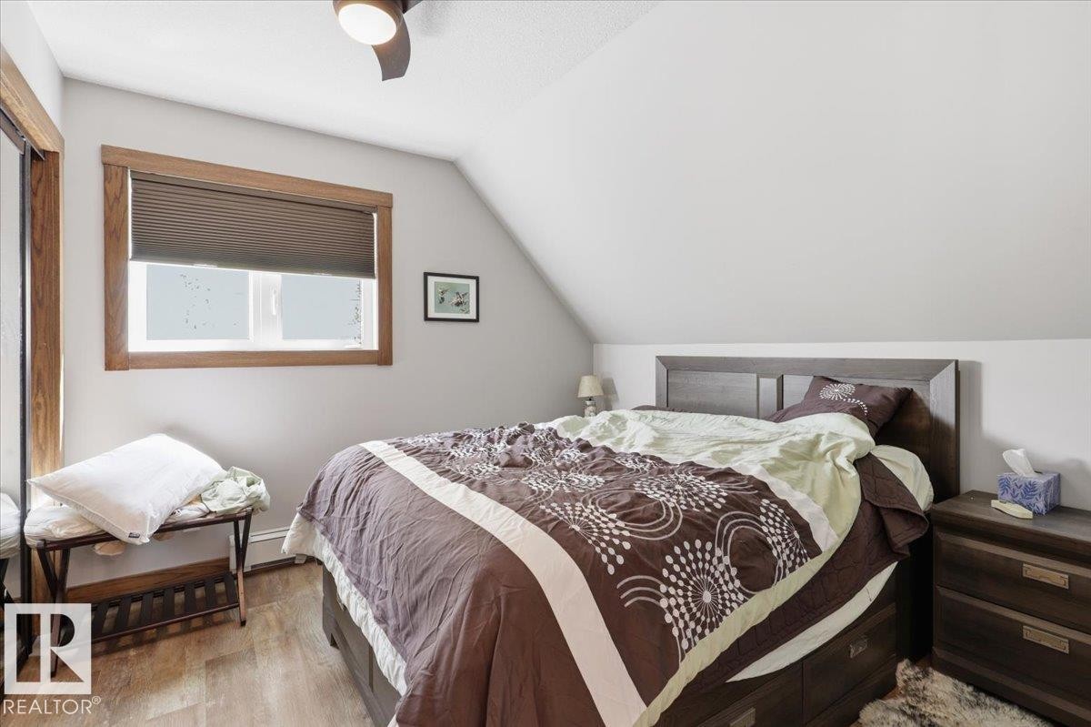 B59 Cottage Crescent, Rural Leduc County, AB - Indoor Photo Showing Bedroom