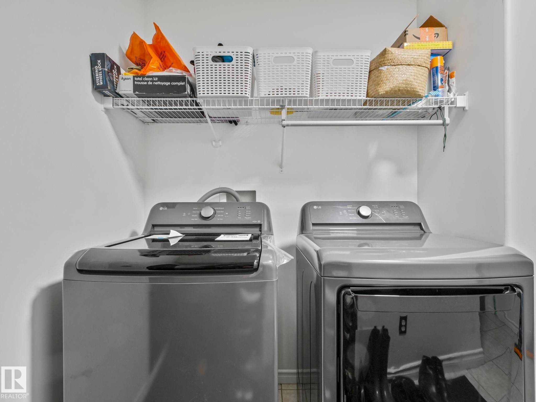 20115 46 Avenue, Edmonton, AB - Indoor Photo Showing Laundry Room