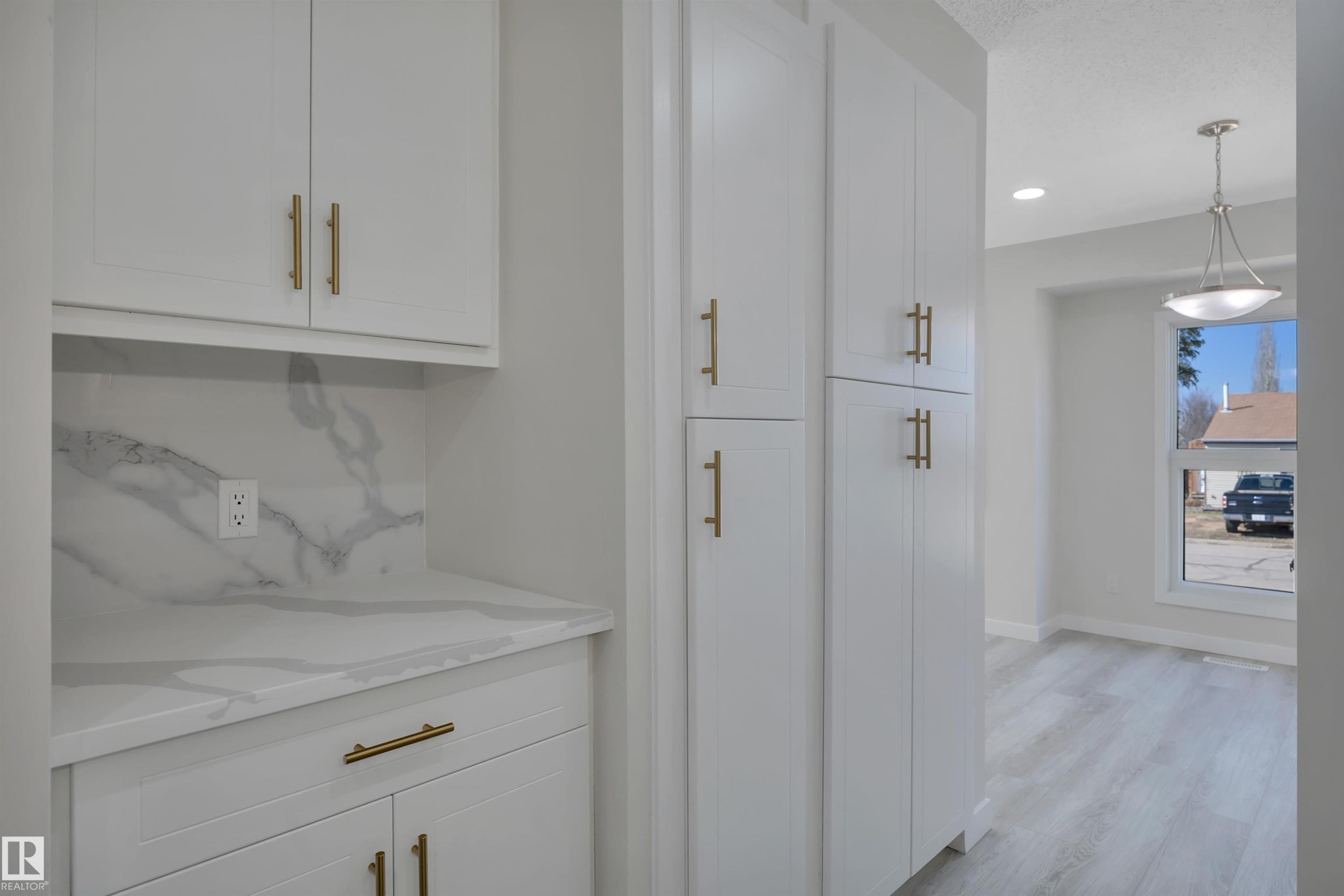 52 Pipestone Drive, Devon, AB - Indoor