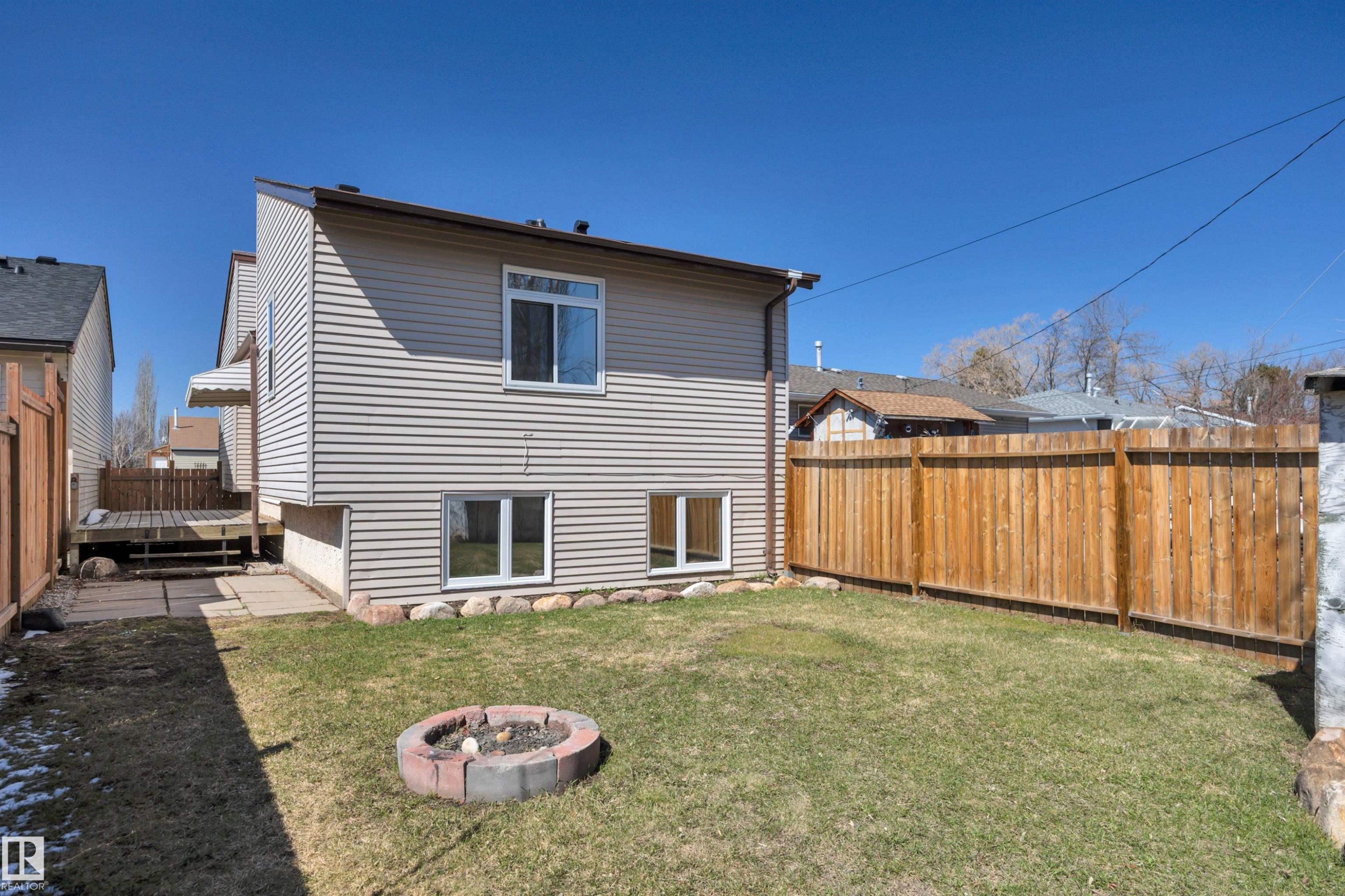 52 Pipestone Drive, Devon, AB - Outdoor With Exterior