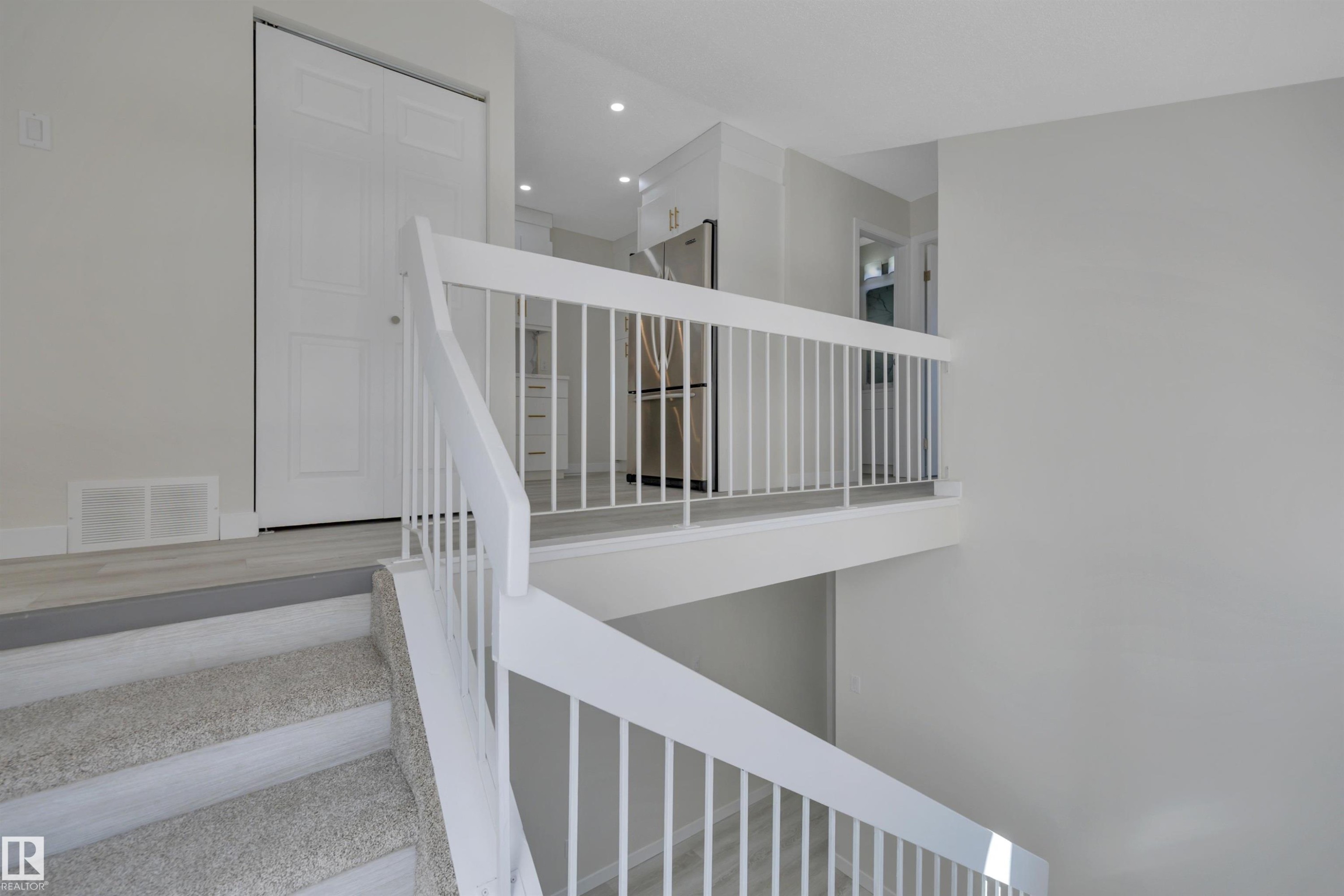 52 Pipestone Drive, Devon, AB - Indoor Photo Showing Other Room