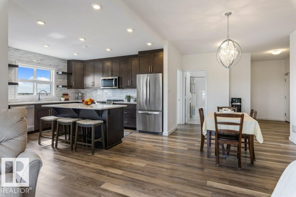 430 5504 Schonsee Drive, Edmonton, AB - Indoor