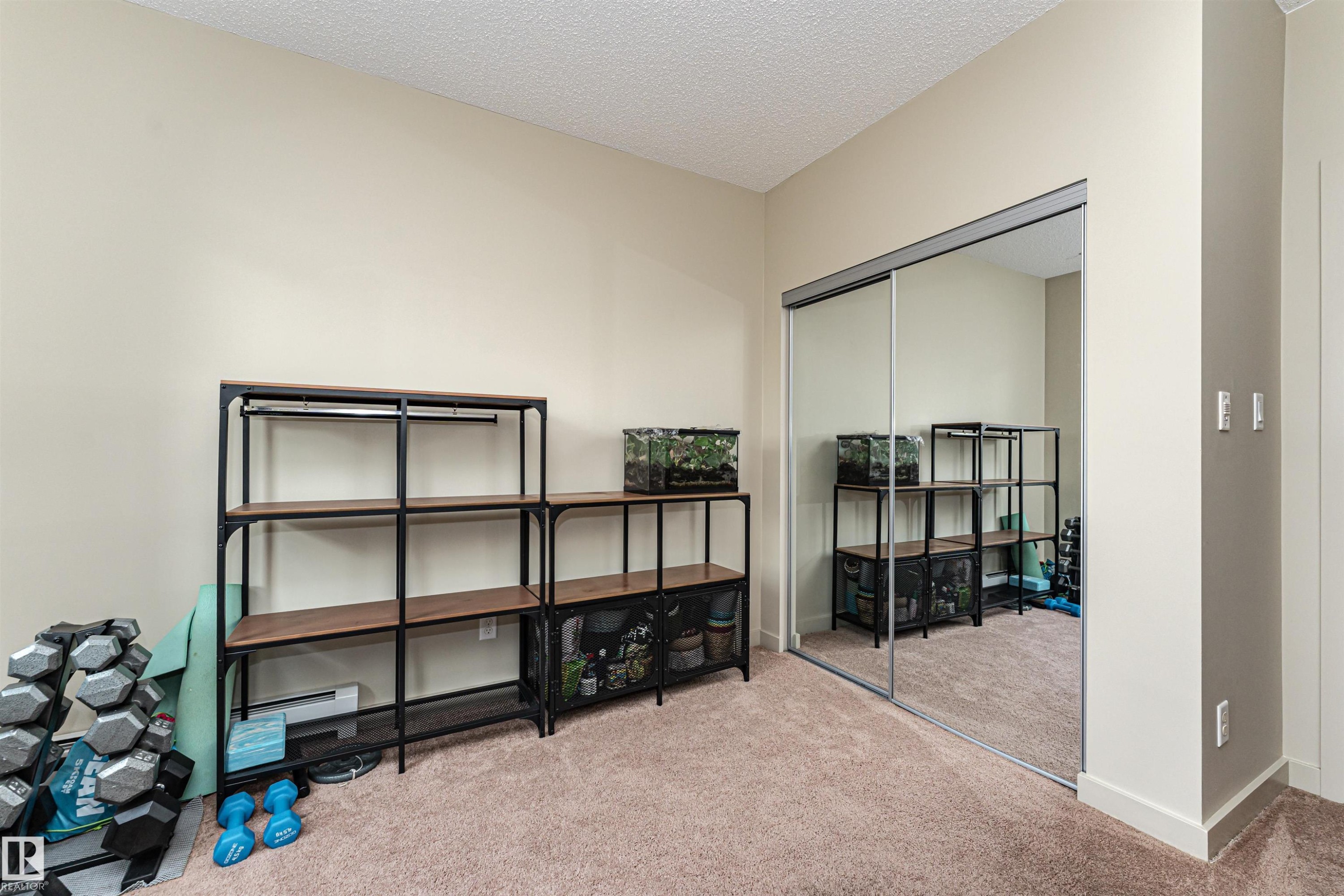 225 503 Albany Way, Edmonton, AB - Indoor