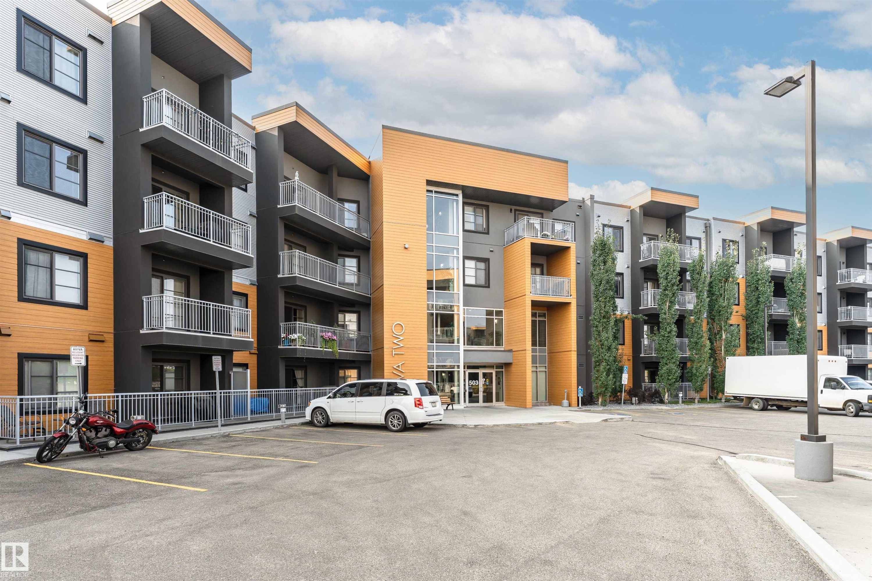 225 503 Albany Way, Edmonton, AB - Outdoor With Balcony With Facade