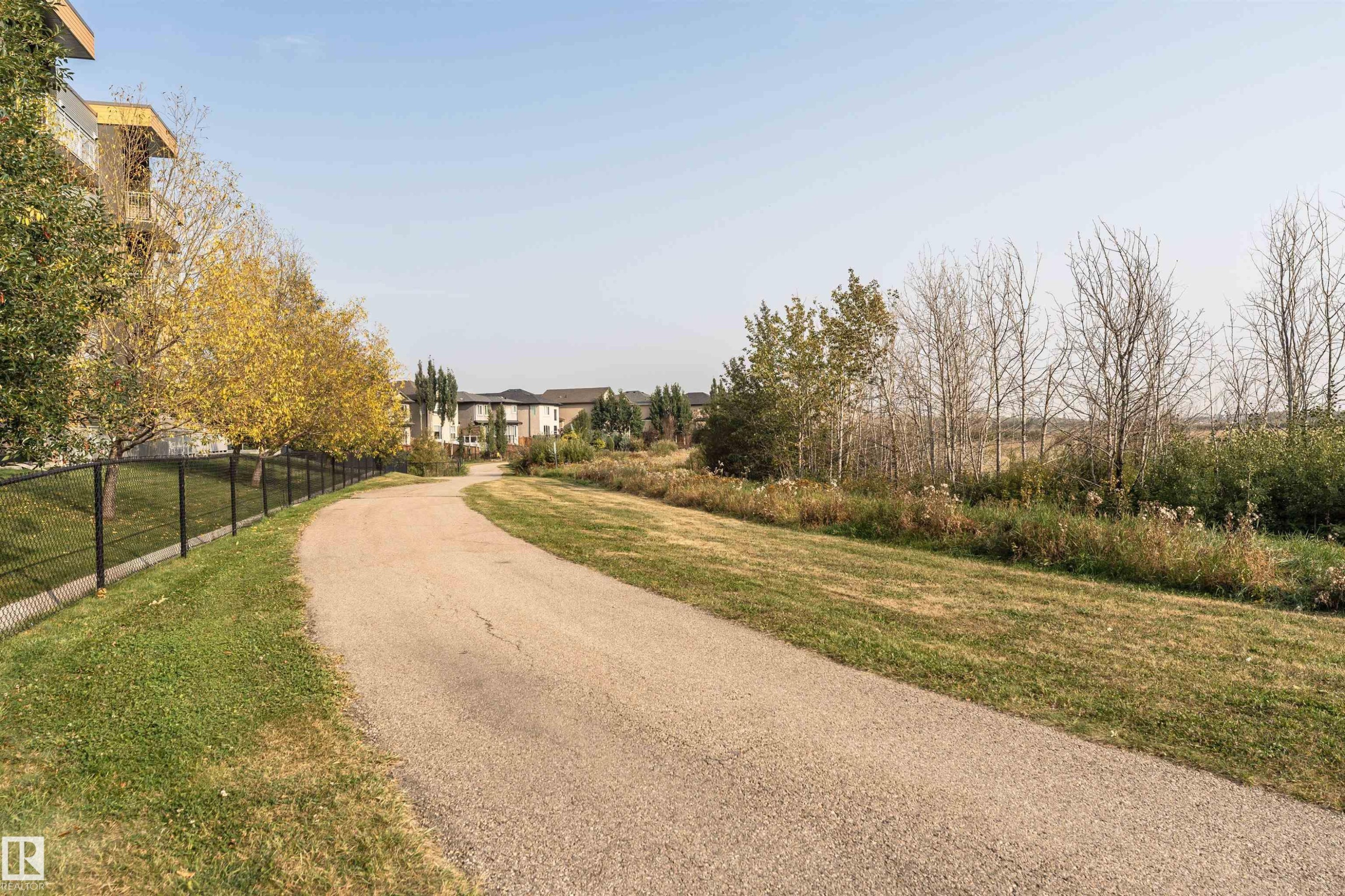 225 503 Albany Way, Edmonton, AB - Outdoor