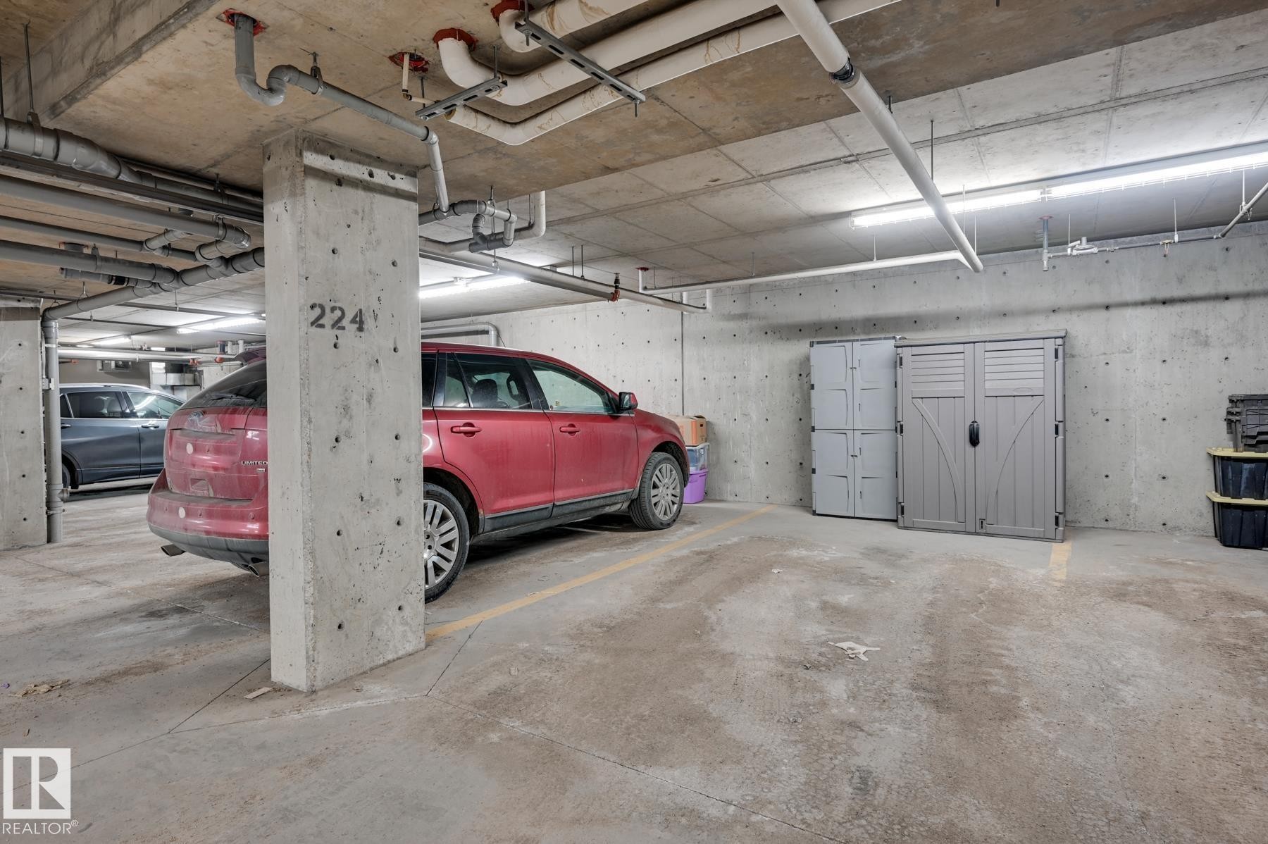 408 6084 Stanton Drive, Edmonton, AB - Indoor Photo Showing Garage