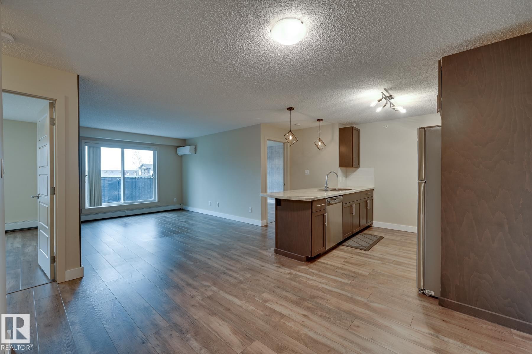 408 6084 Stanton Drive, Edmonton, AB - Indoor
