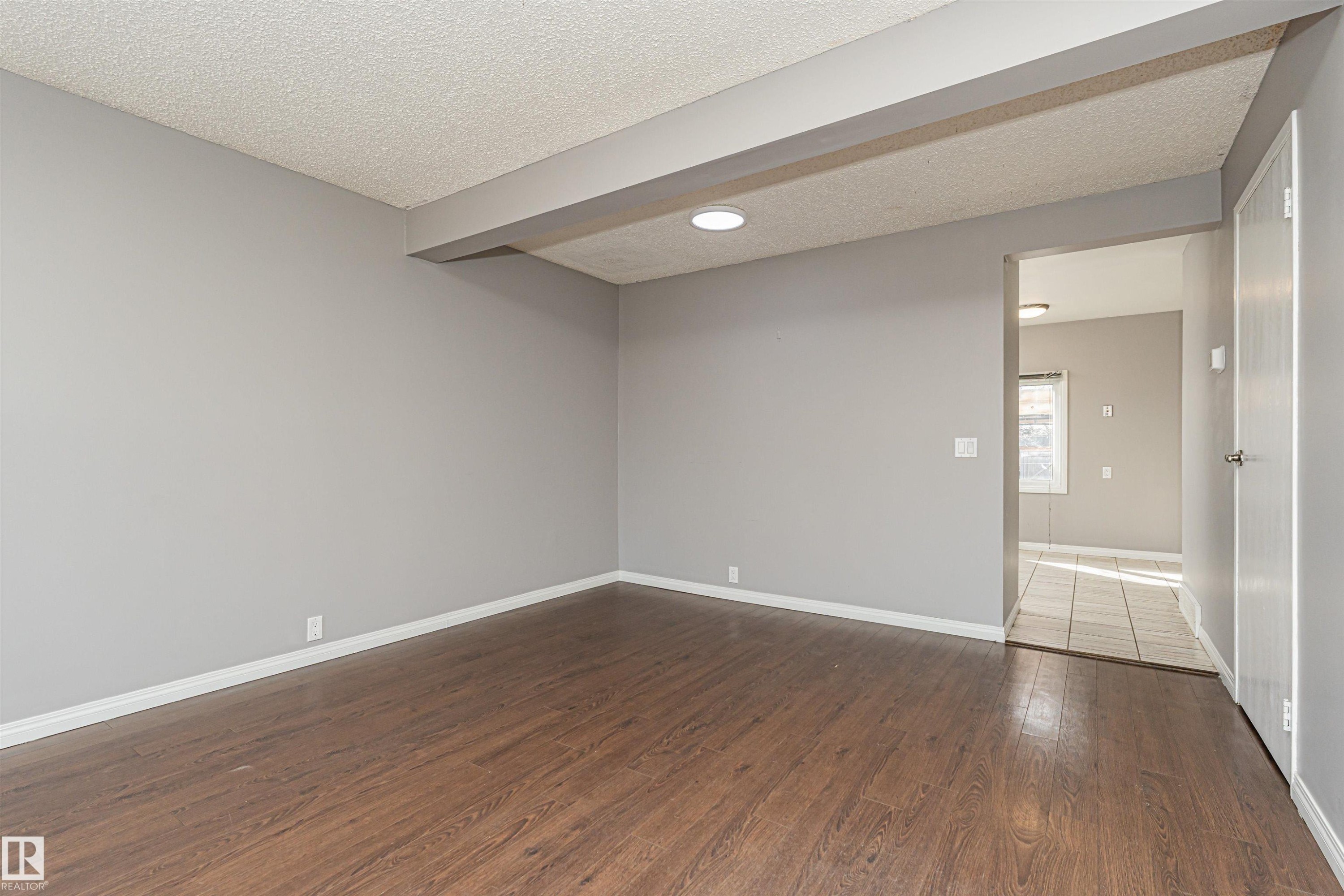 18425 95A Avenue, Edmonton, AB - Indoor Photo Showing Other Room