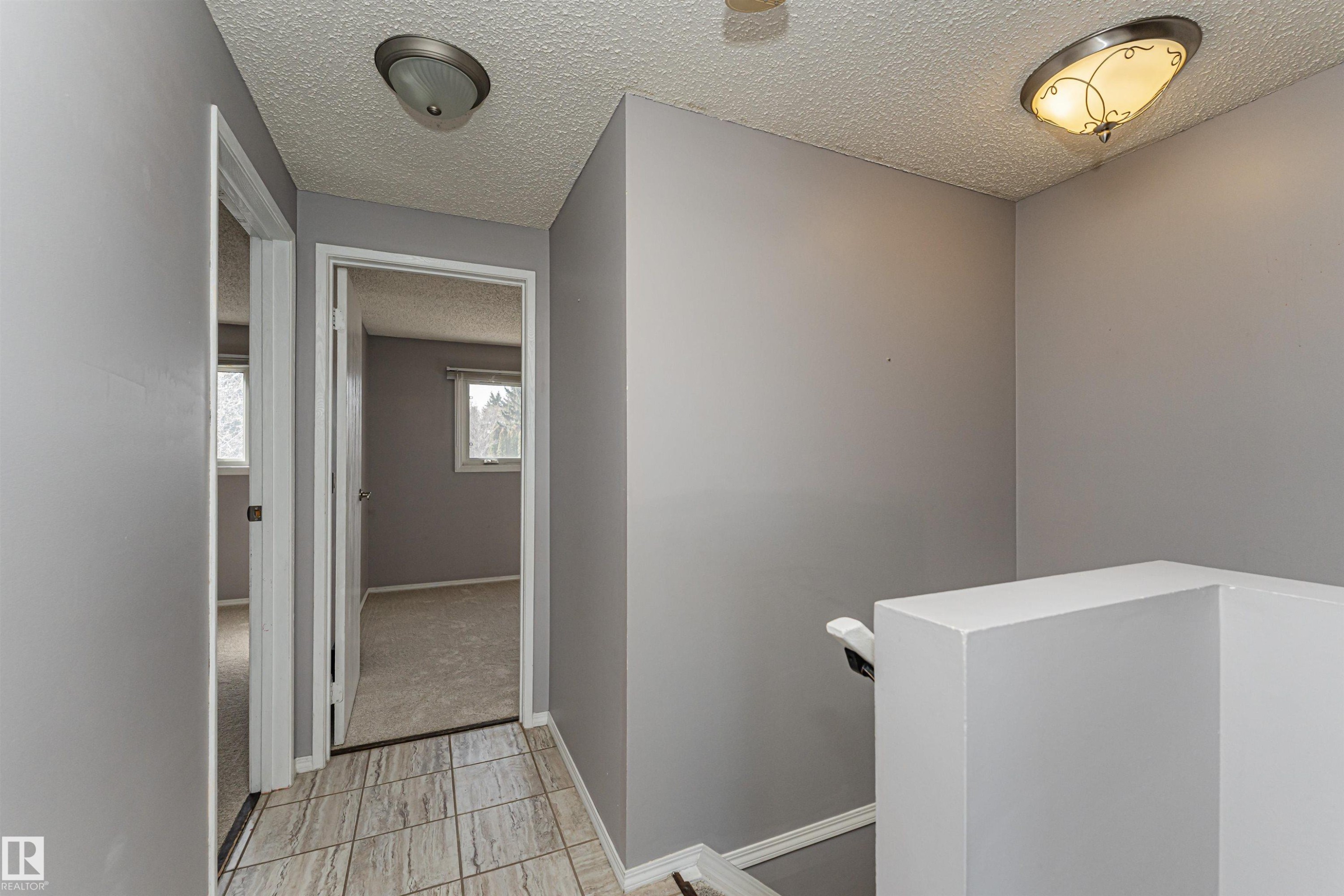 18425 95A Avenue, Edmonton, AB - Indoor Photo Showing Other Room
