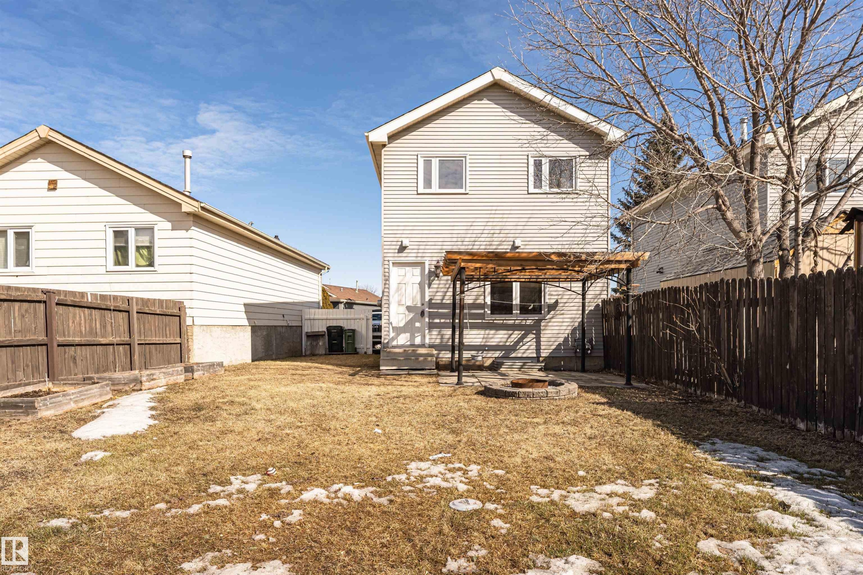 18425 95A Avenue, Edmonton, AB - Outdoor